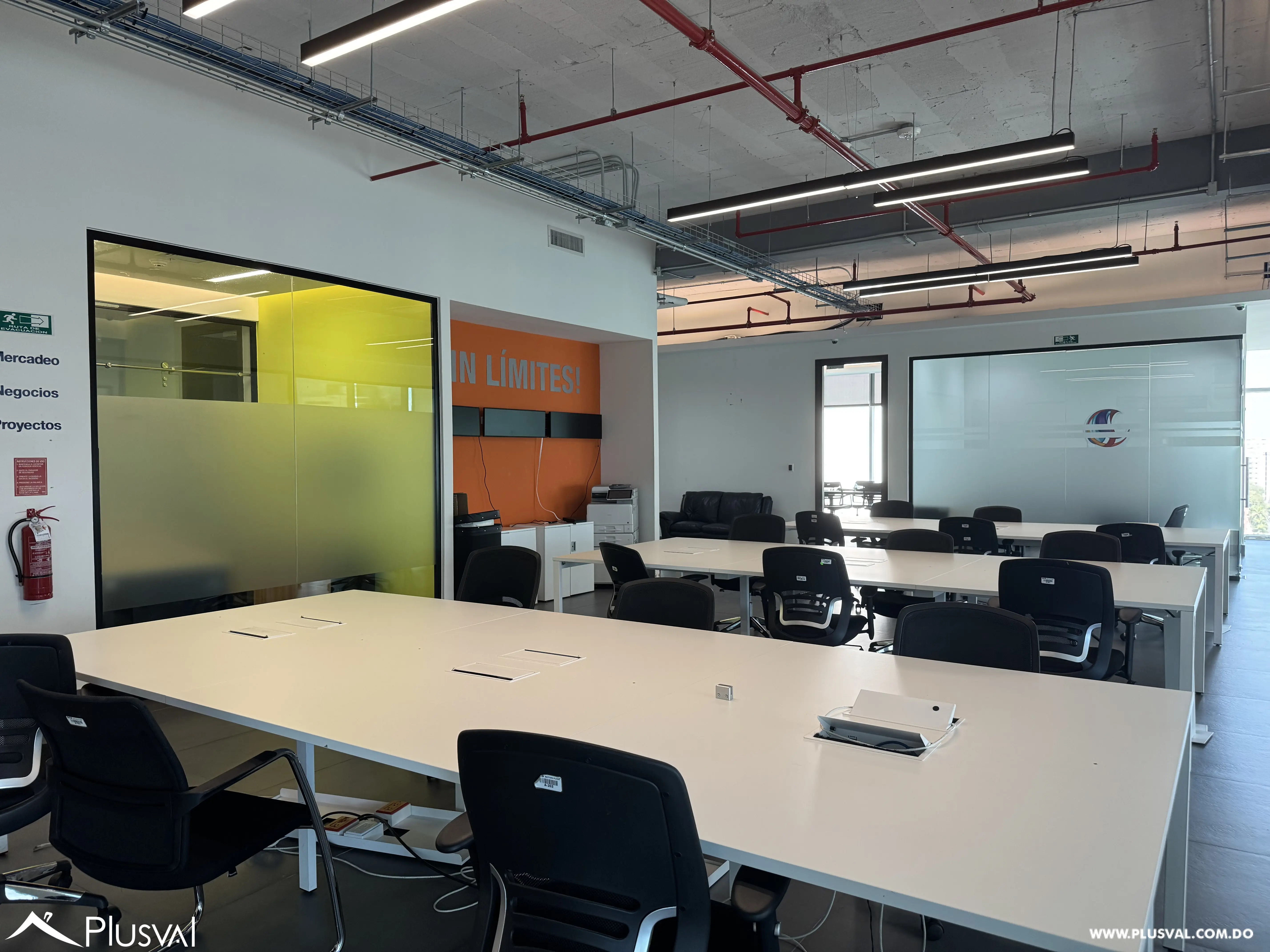 Local en alquiler en corporativo en Piantini 493233