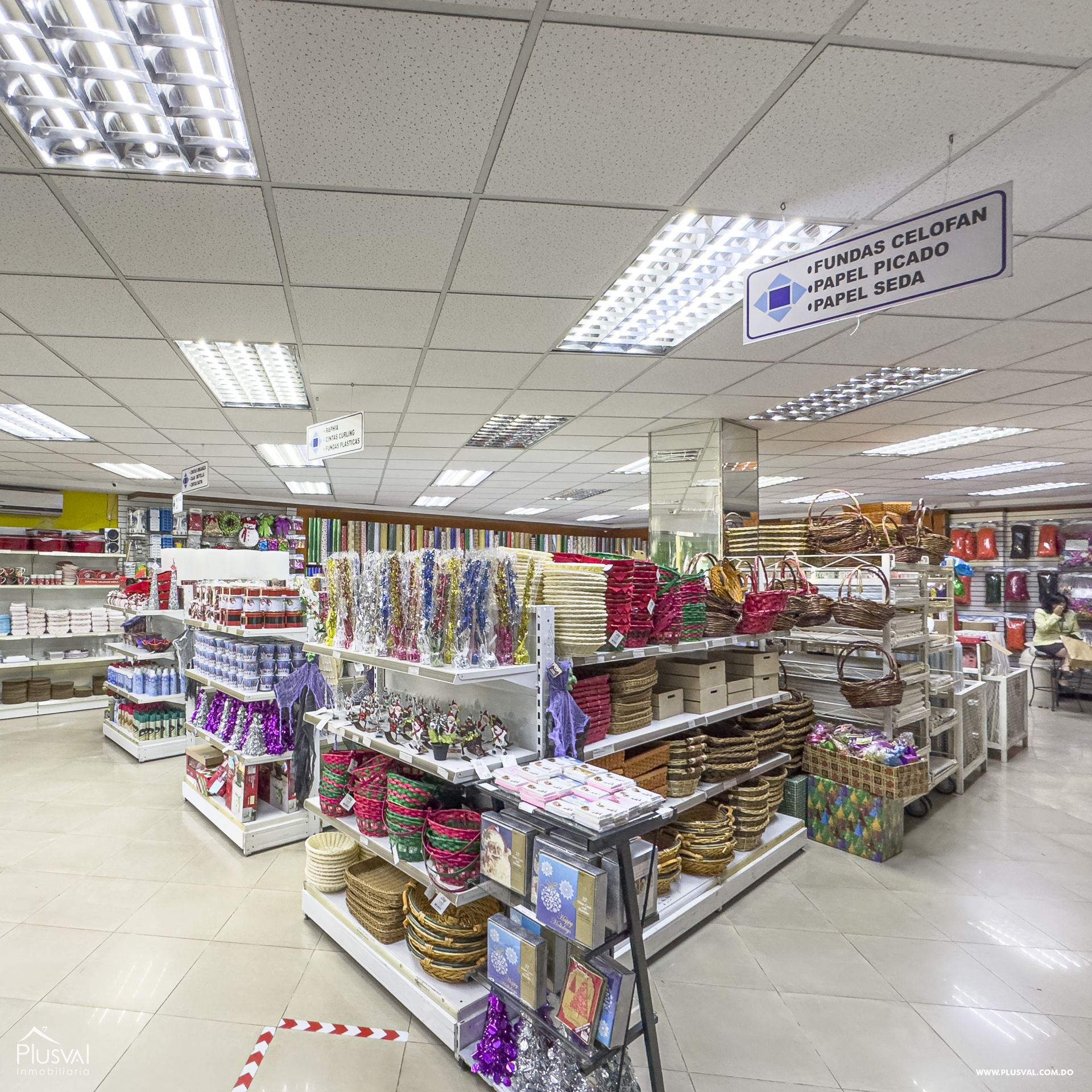 En Venta Edificio comercial de 6 Niveles Ensanche La Julia 244604