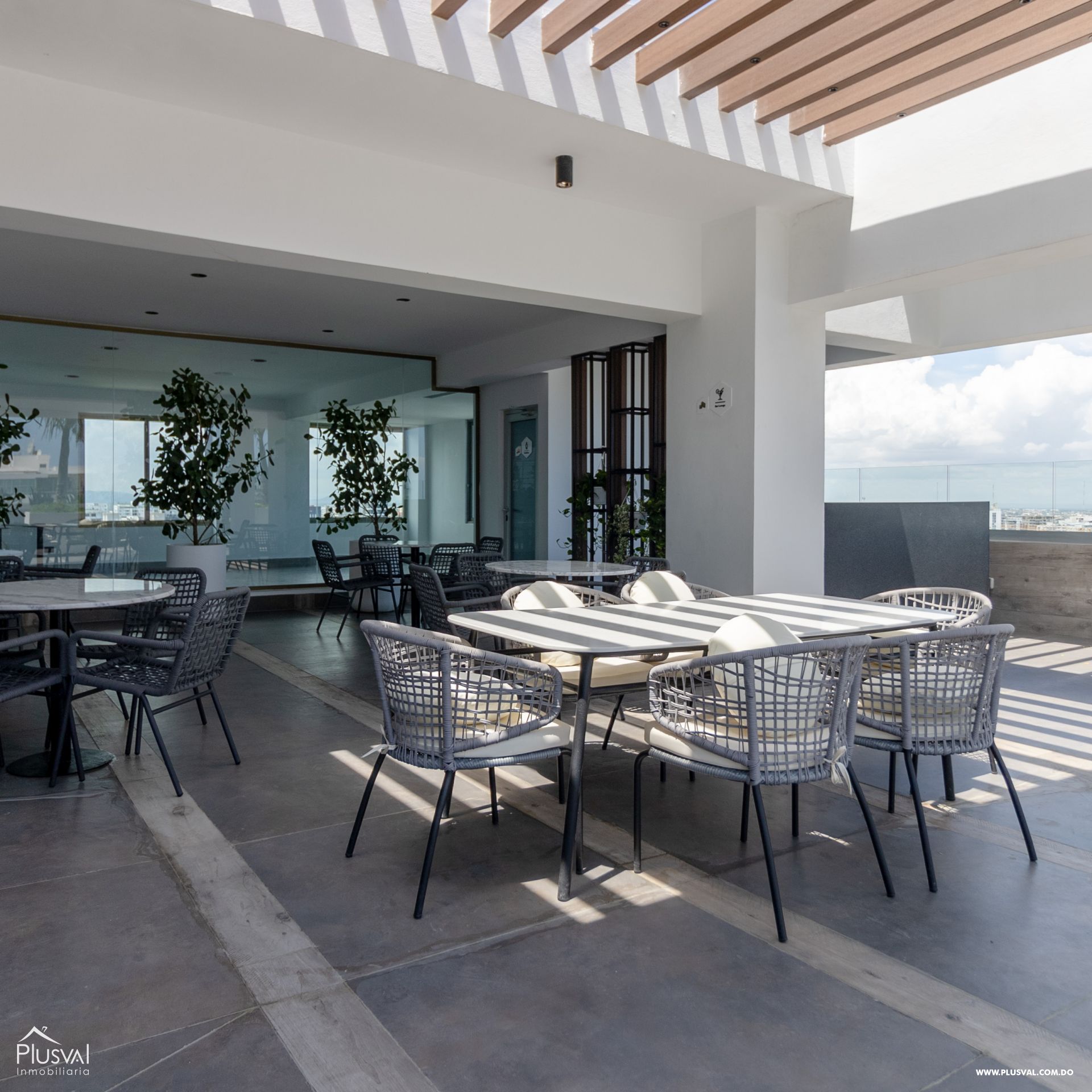 Apartamento en Venta en Piantini. 374588