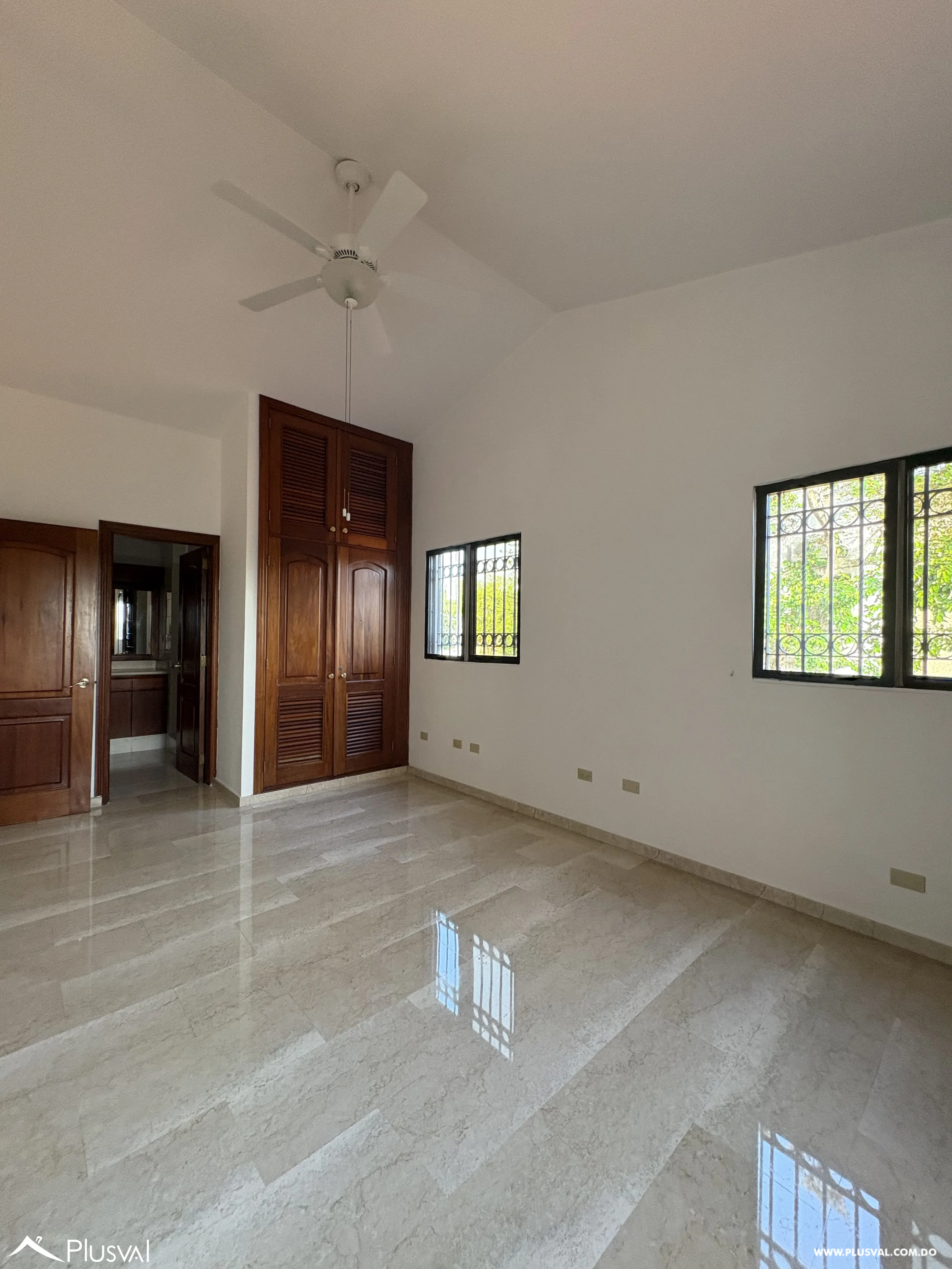 Casa en venta en Altos de Arroyo Hondo III con piscina y hermosa vista. 467024