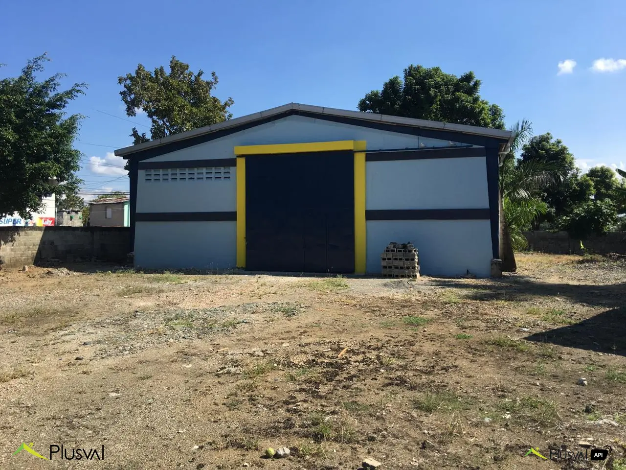 Amplia Nave Industrial en Alquiler en Villa Mella 447320