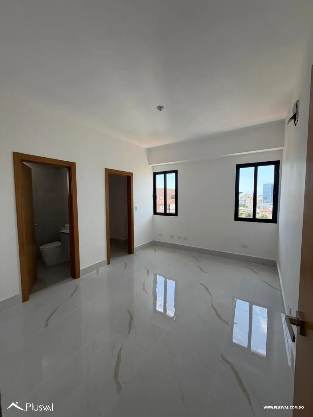 Apartamento en venta de 3 habitaciones en Serralles 507360