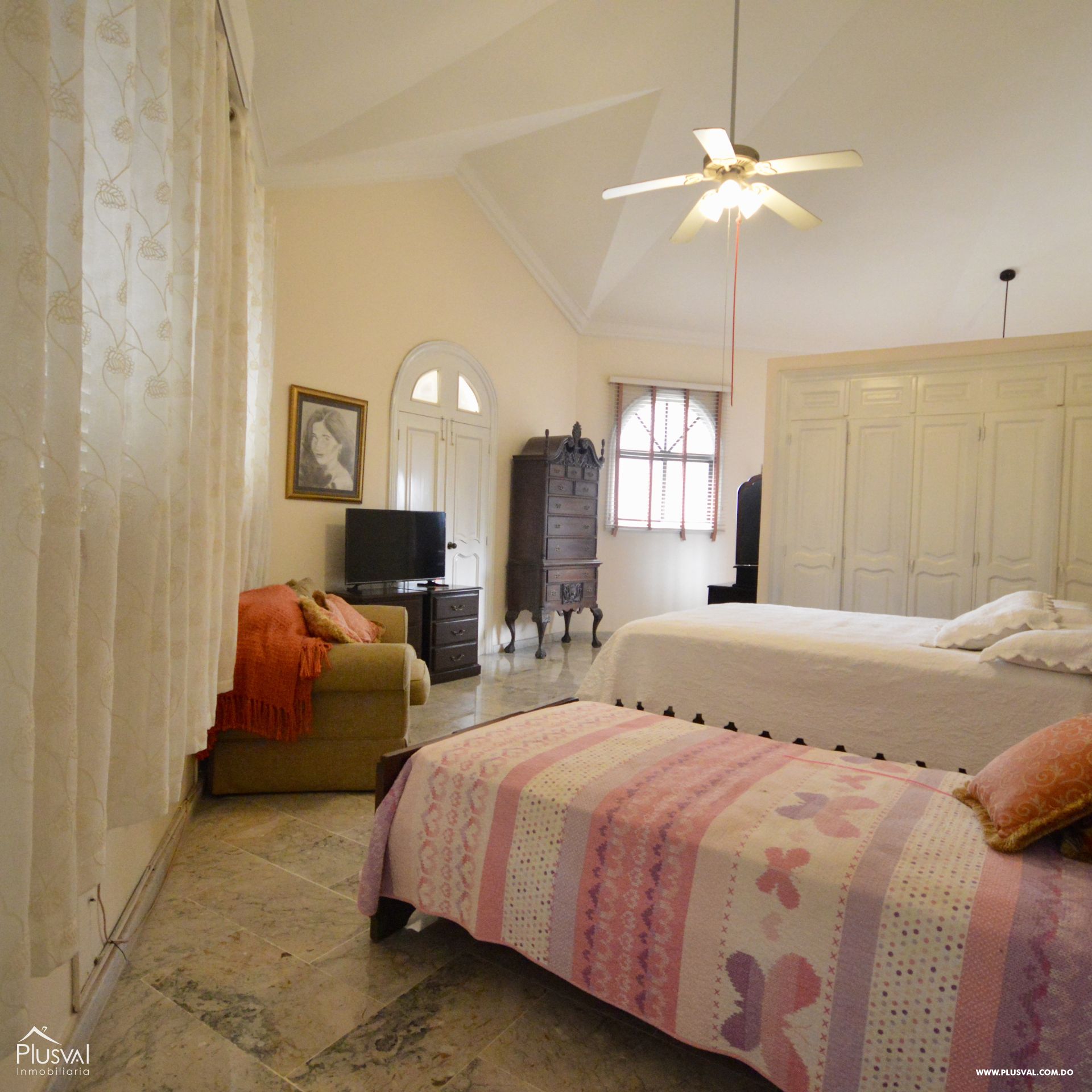 Imponente casa en venta 257840