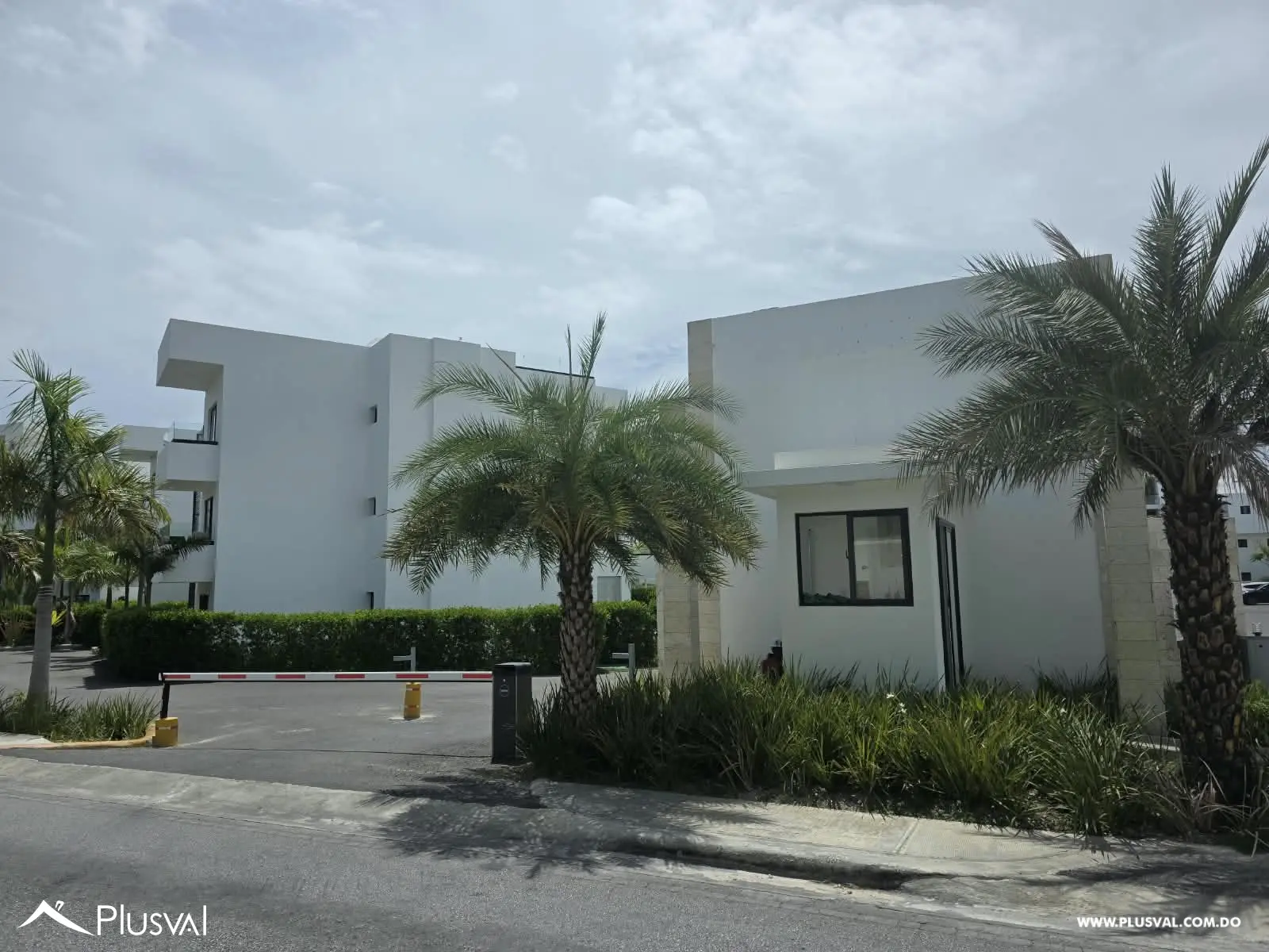 APARTAMENTO AMUEBLADO CON ROOFTOP 524750