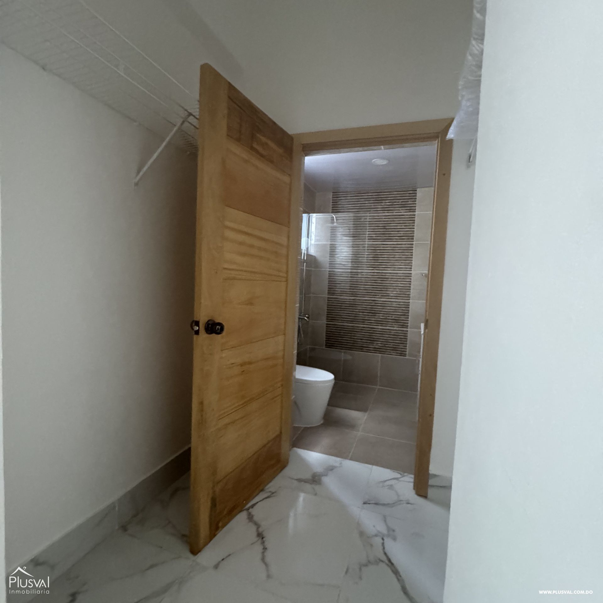 Apartamento amueblado en alquiler en Zona Universitaria 412759
