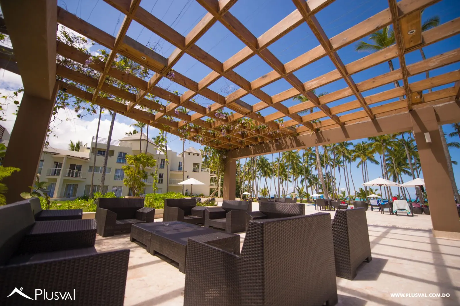 Hermoso apartamento con terraza en Coson en primera linea de playa 482382