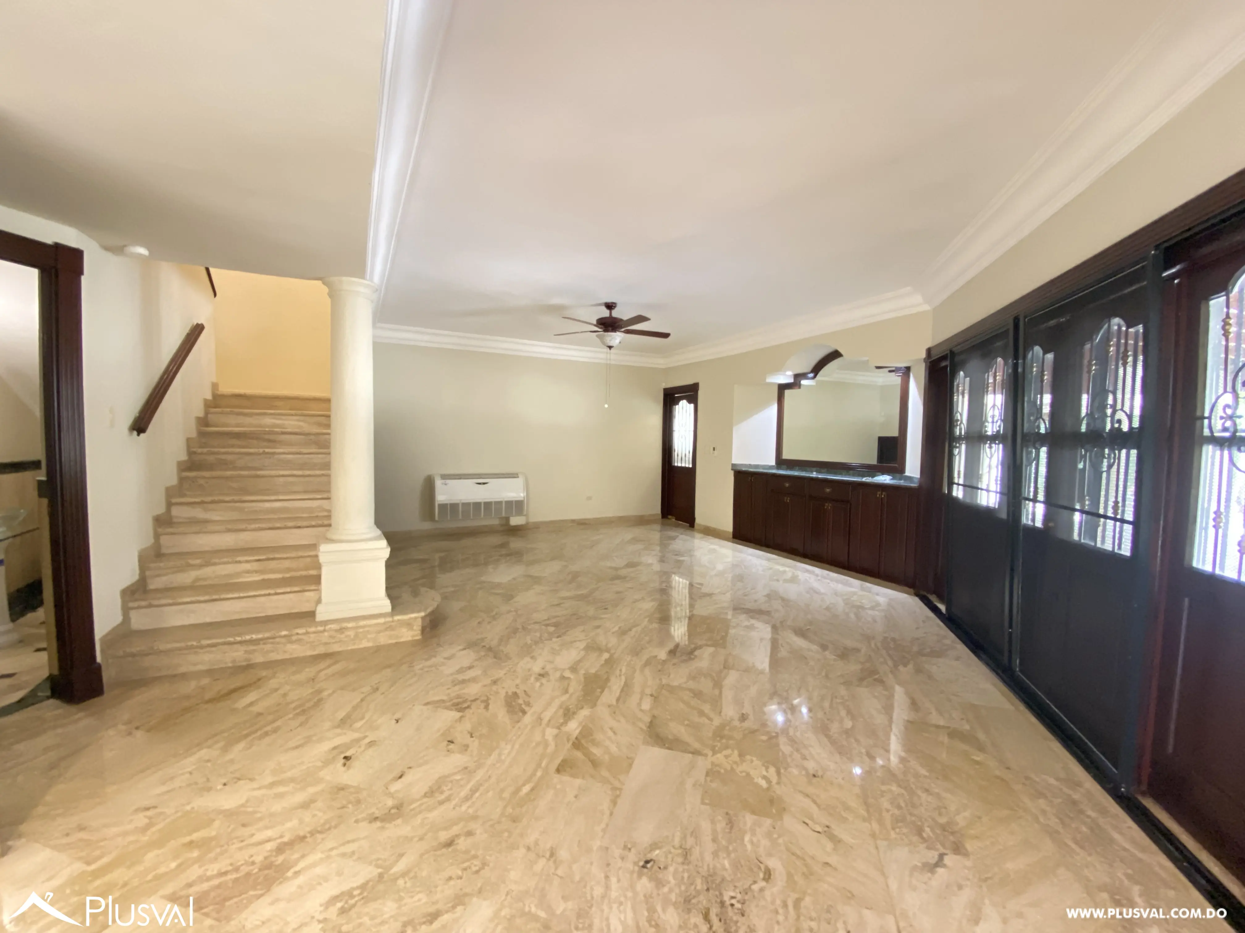 Alquilo Excelente Casa Residencial en Las Praderas 455468