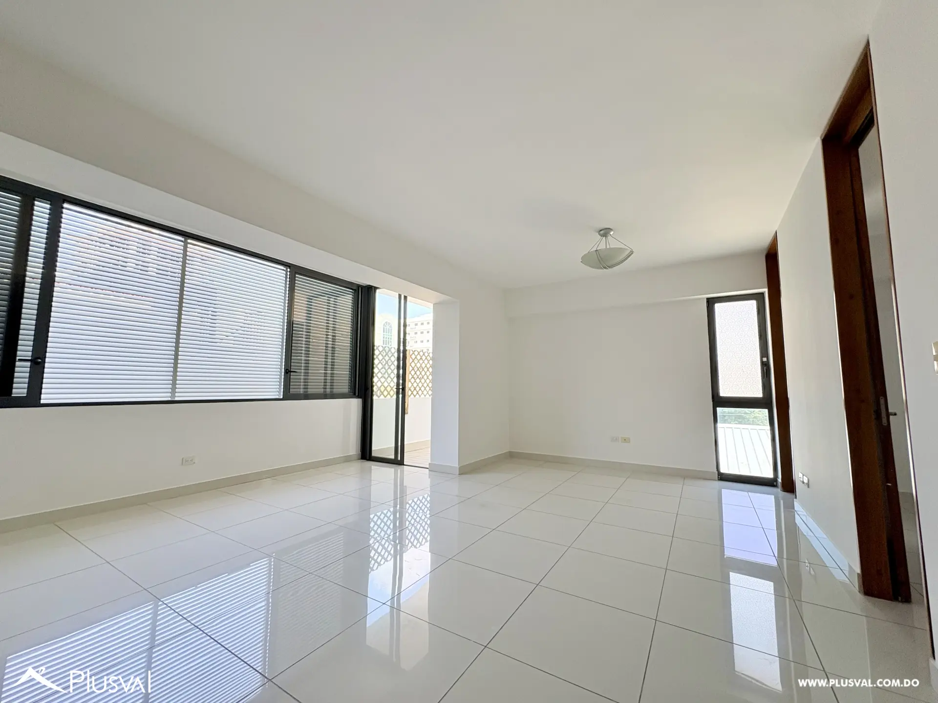 Hermoso apartamento en venta en Evaristo Morales 465255
