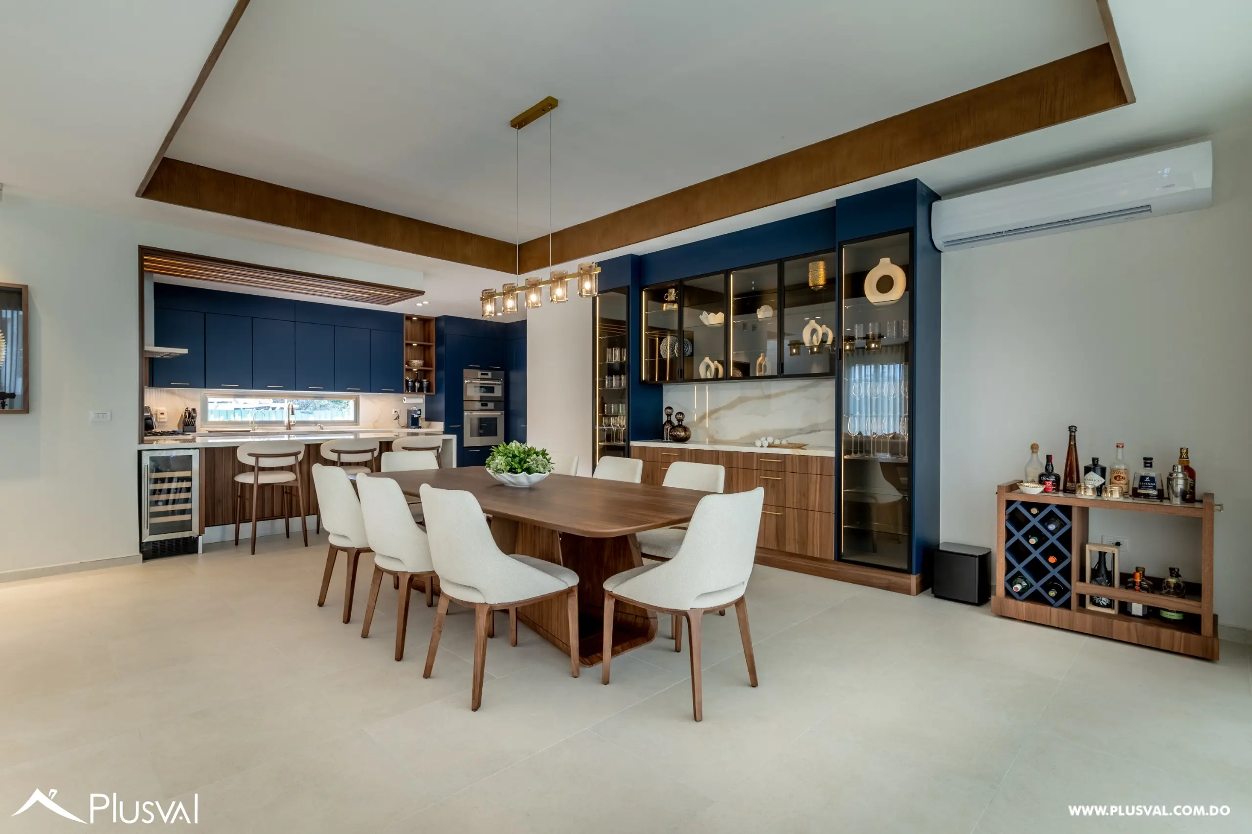 Villa de lujo en venta amueblada en Playa Nueva Romana 472496