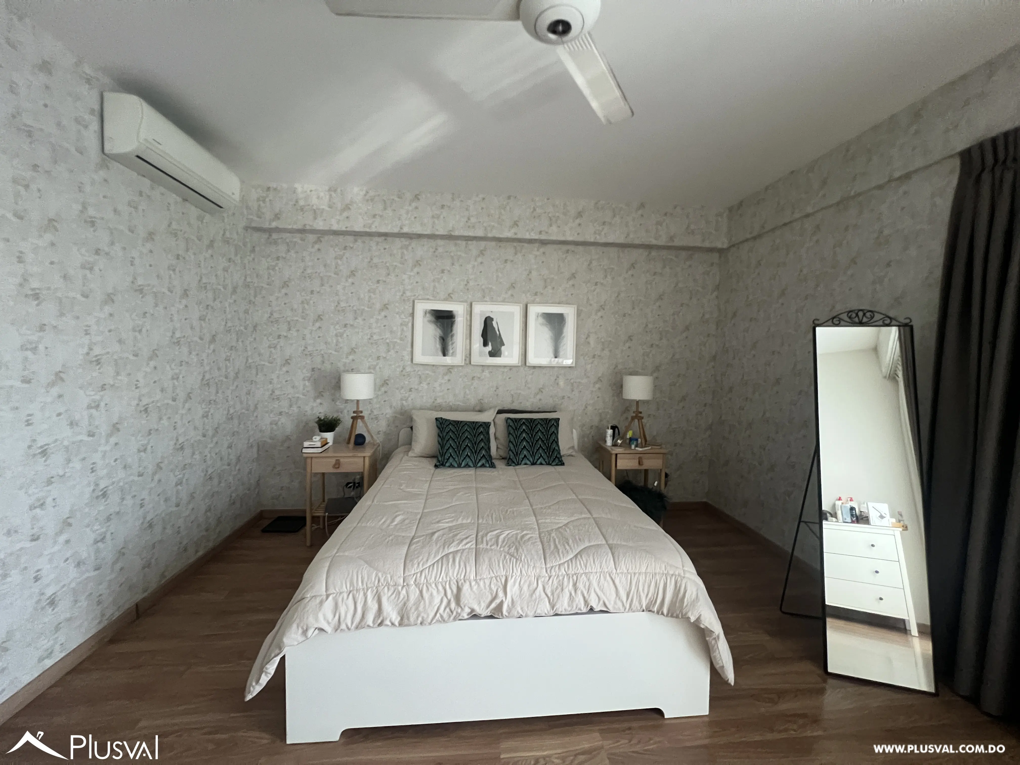 Acogedor apartamento en venta ubicado en  Evaristo Morales. 512190