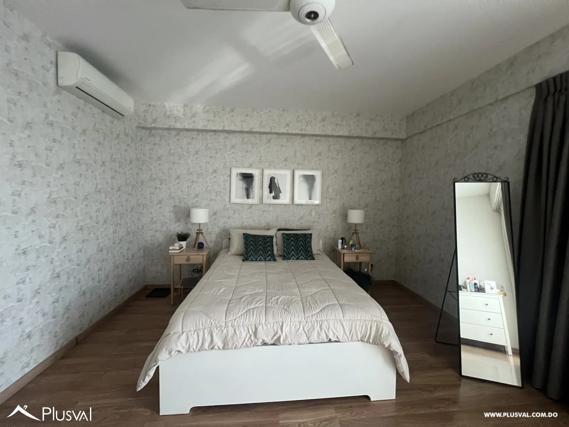 Acogedor apartamento en venta ubicado en  Evaristo Morales. 512190