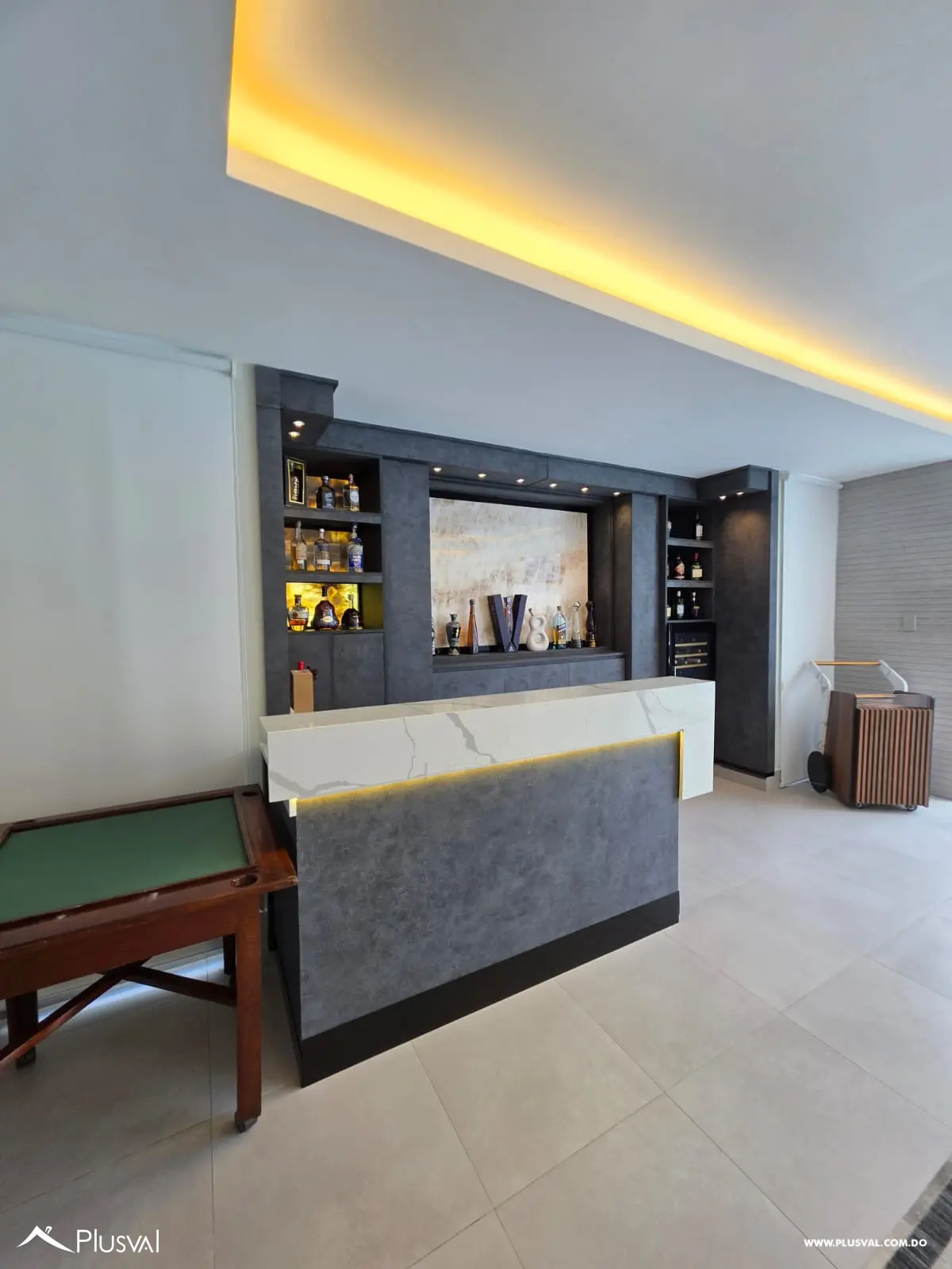 Vivienda de 2 niveles en Proyecto seguro de Santiago. 459874