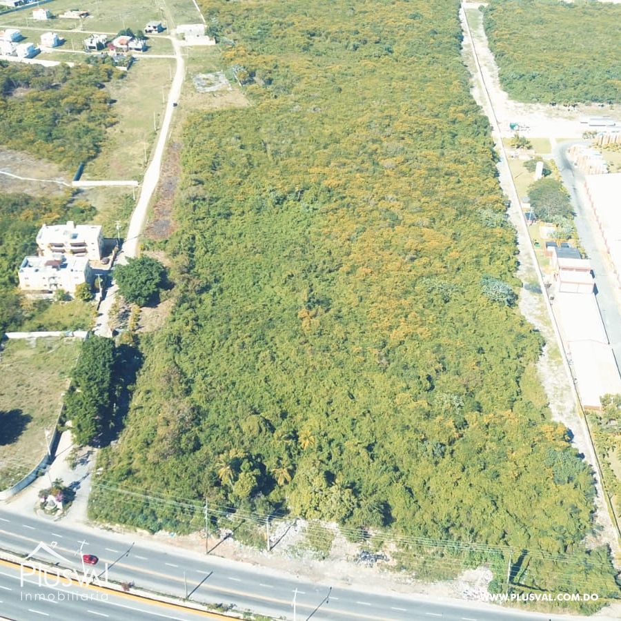 Venta de Solar en La Marginal De Las Americas 255514