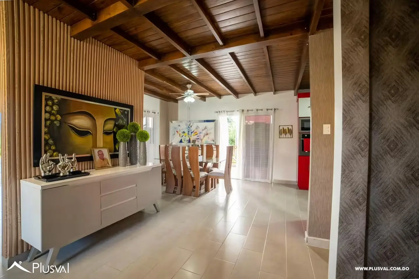 Villa tipo casa de campo en madera rodeada de naturaleza, a solo 30 minutos del Santiago Centro. 527453