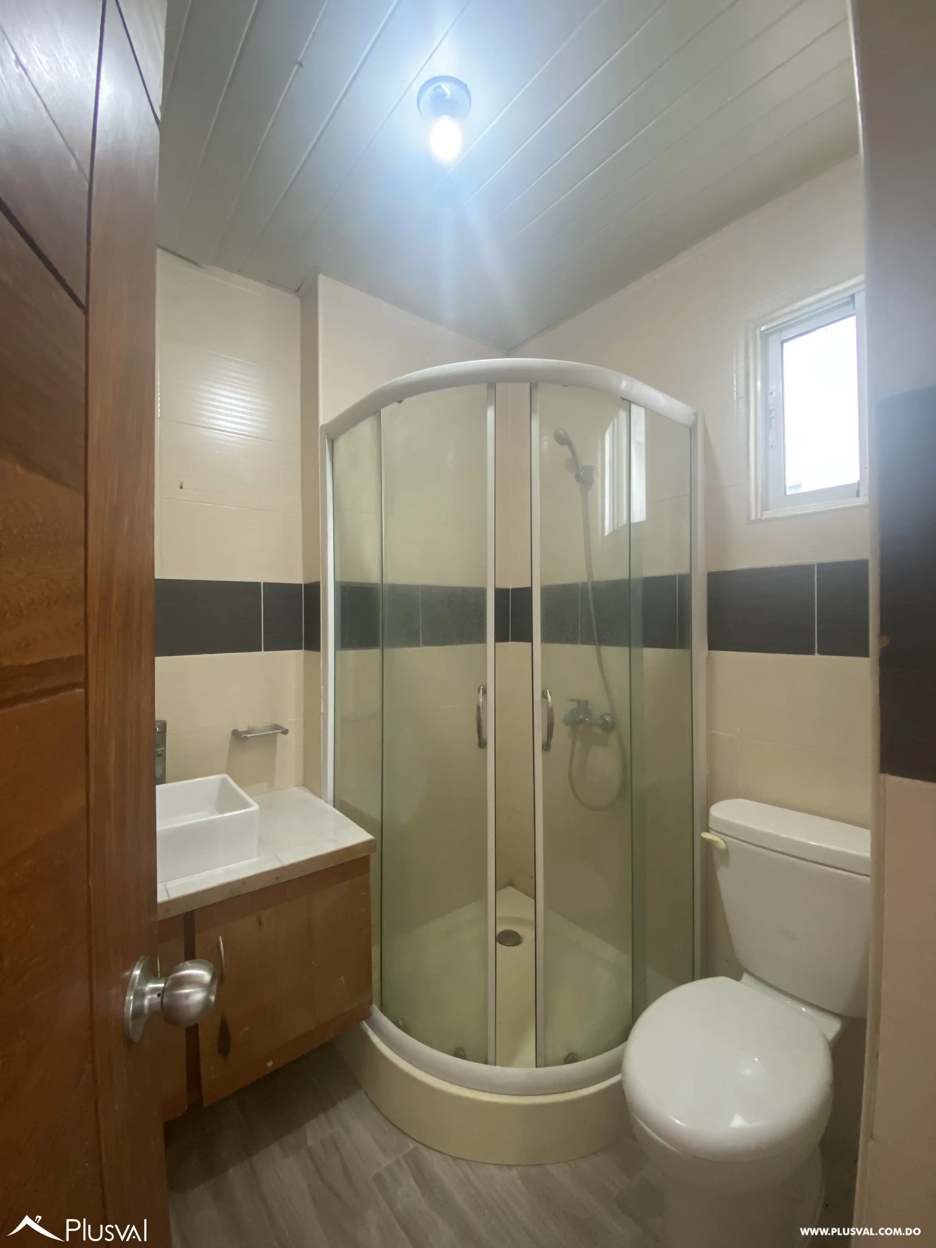 Alquilo Maravilloso y  Amplio  Apto en Bella Vista 453662