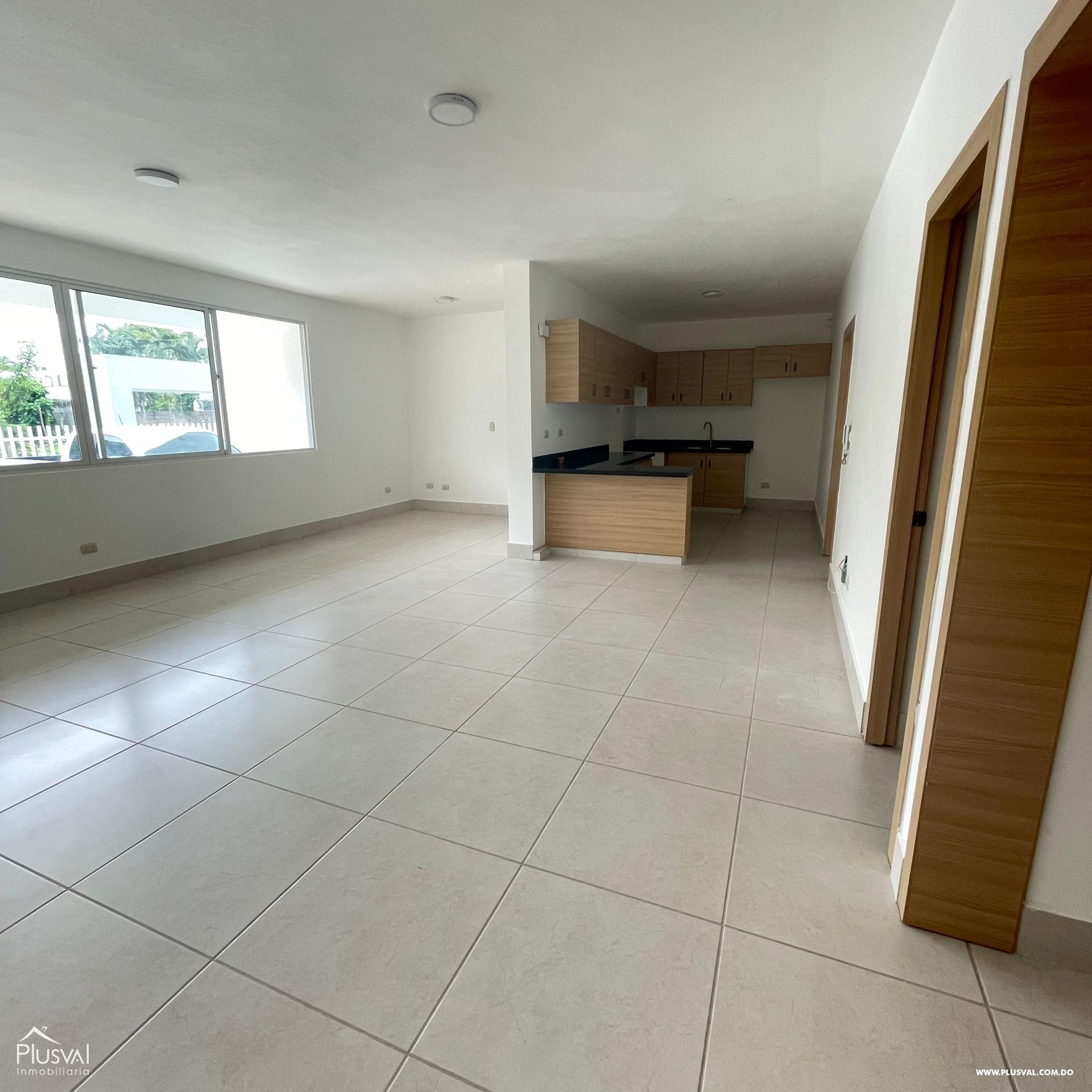 Apartamento Primer Nivel en Venta en La Vega 353300