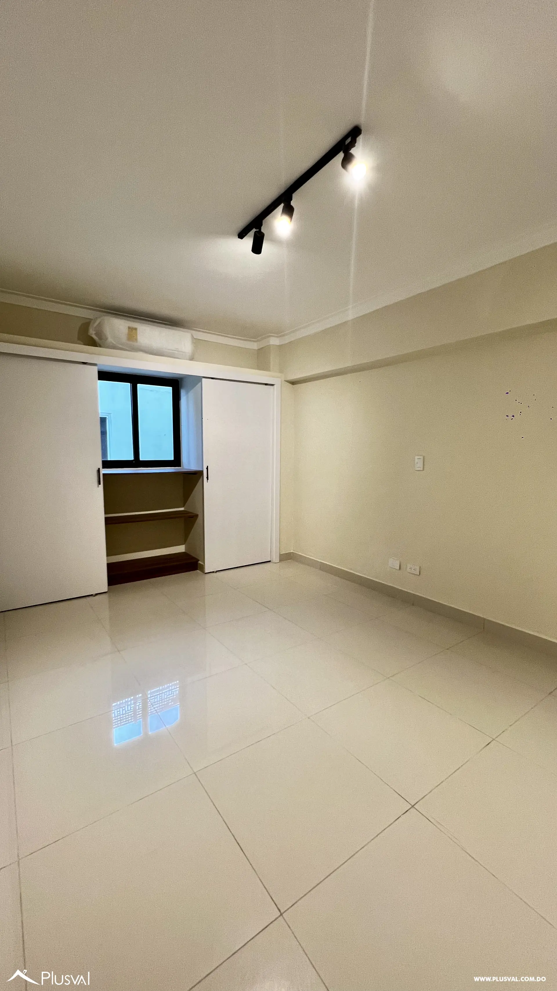 Apartamento de una habitación con linea blanca en Serralles 457685