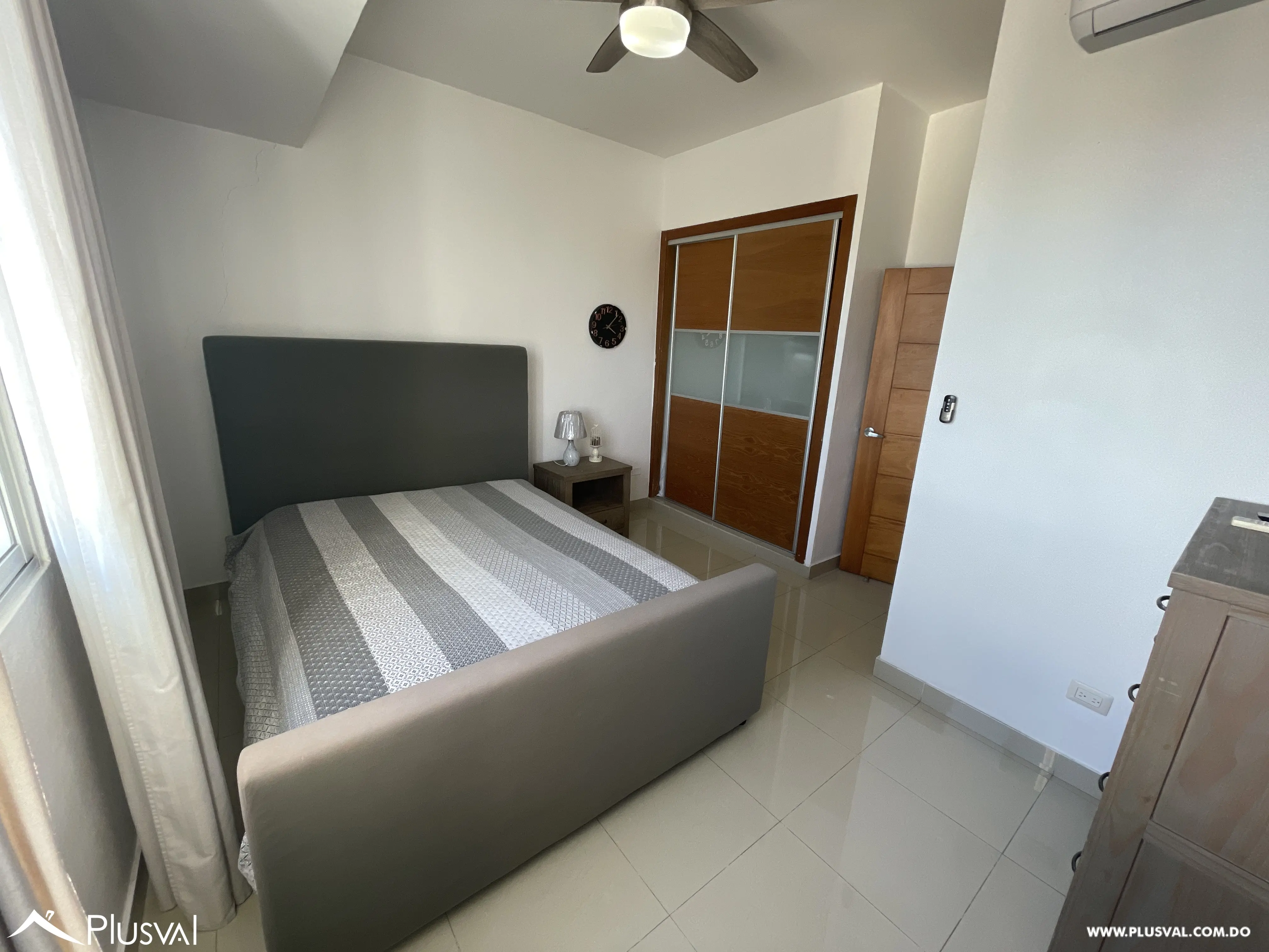 Apartamento de 3 habitaciones con vista al mar en Gazcue | 161 m² 483441