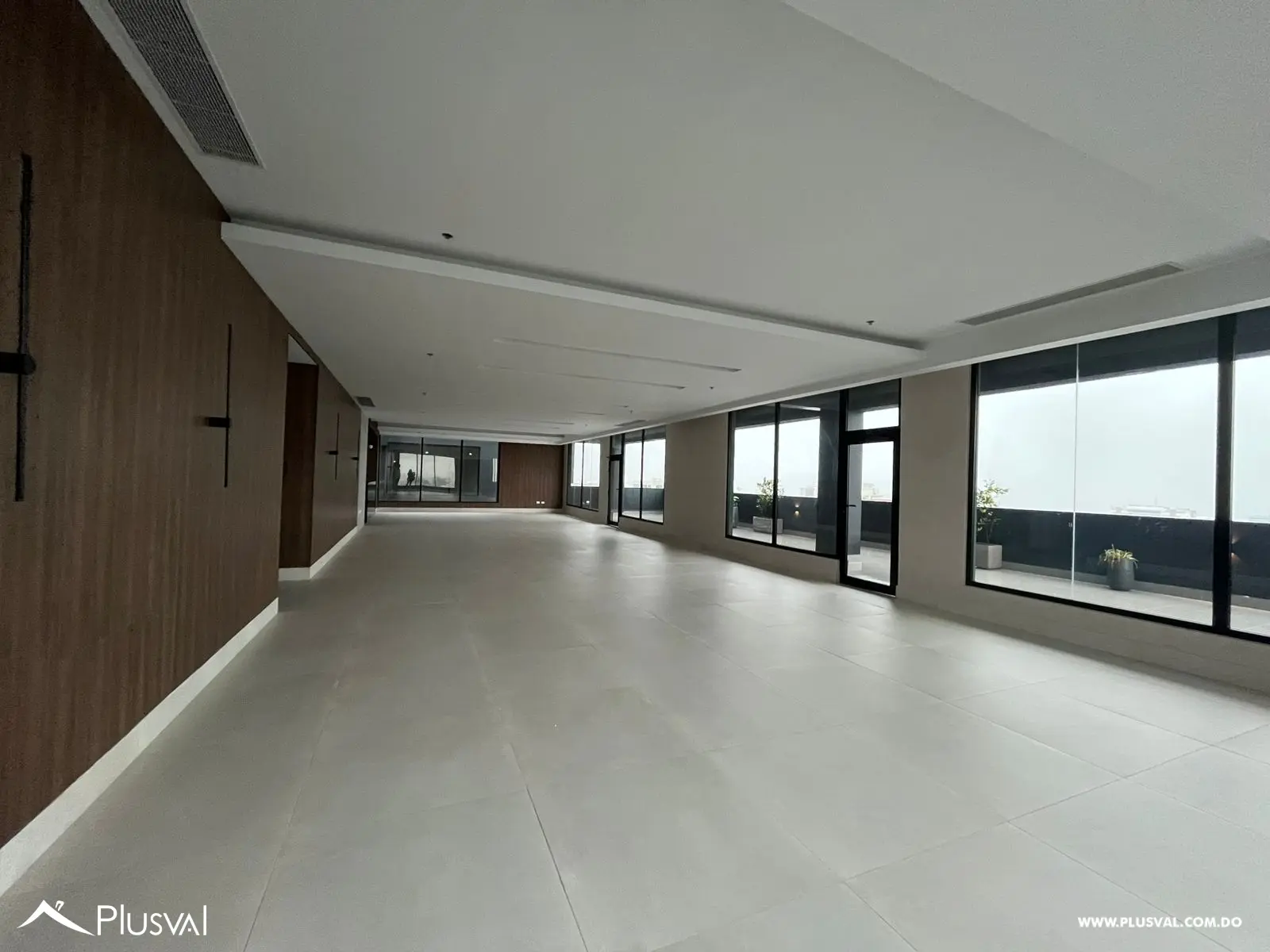 Oficina en prestigiosa torre empresarial en Piantini 468998