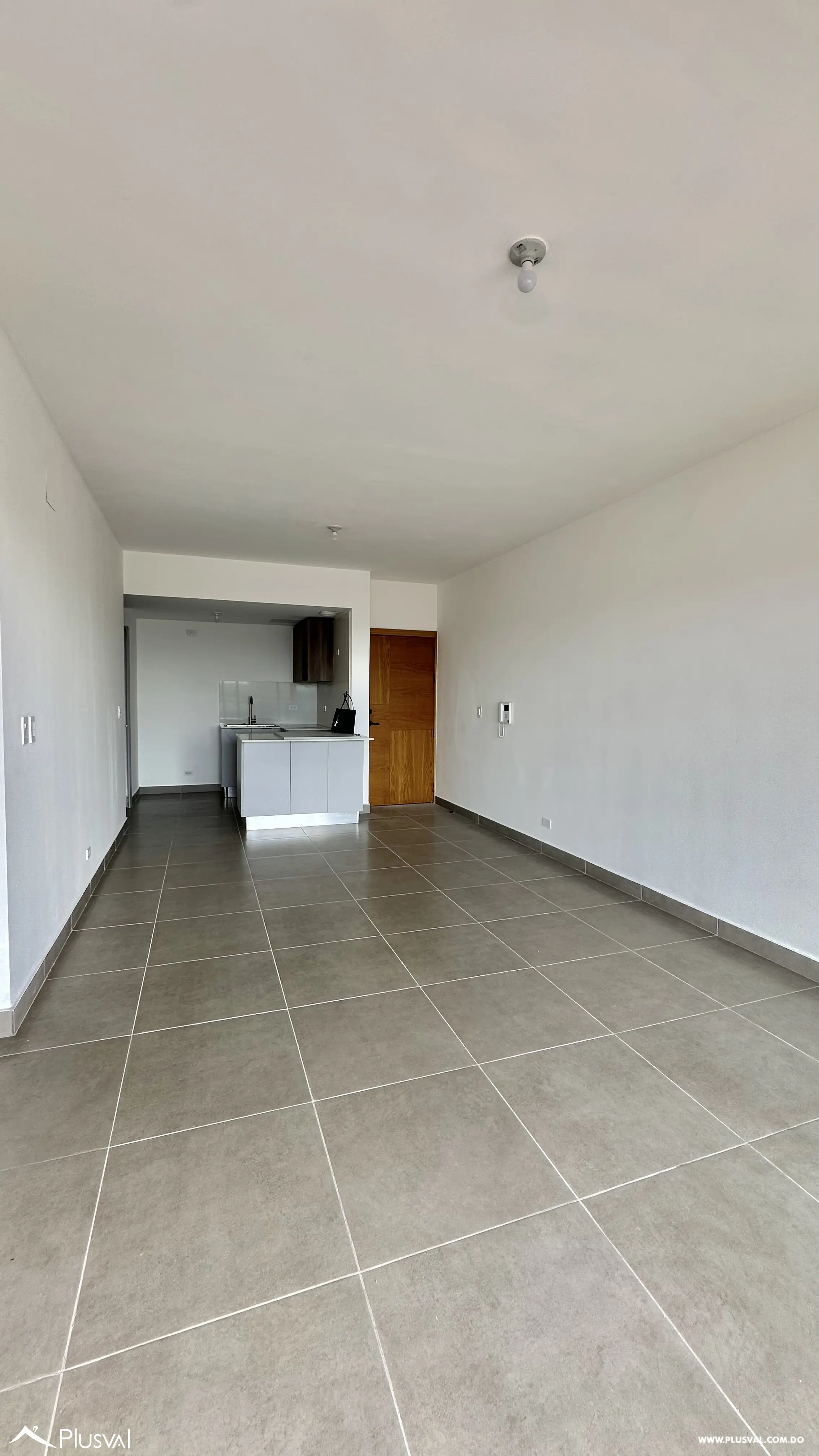 Apartamento en Alquiler en Gazcue – 2 Habitaciones, 2 Parqueos y Línea Blanca Incluida 476701