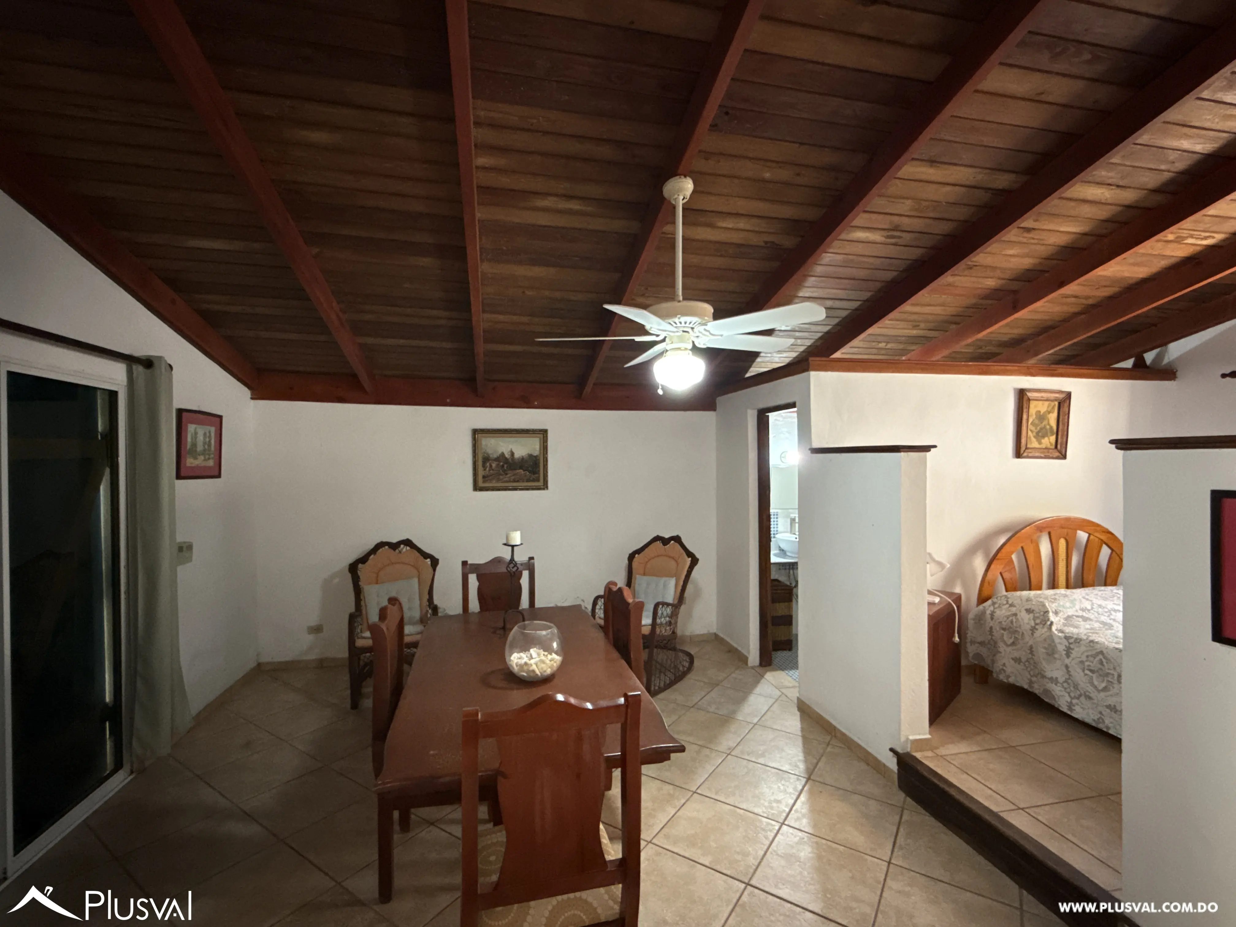 Edificio Residencial de 6 Apartamentos en Venta a 2 Minutos de la Playa en Juan Dolio 529902