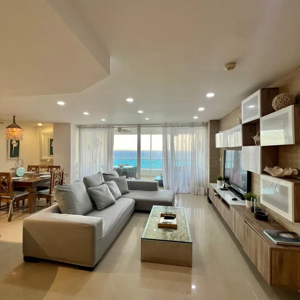 Apartamento en alquiler, en Marbella 389432