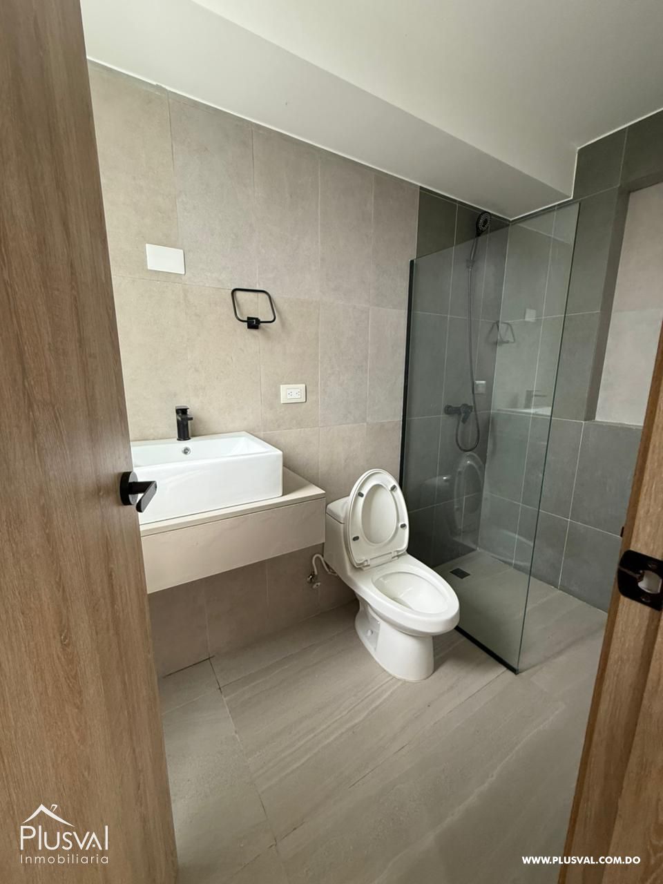 Apartamento en Venta en Torre Totalmente Nueva con Paisajismo Único 474365