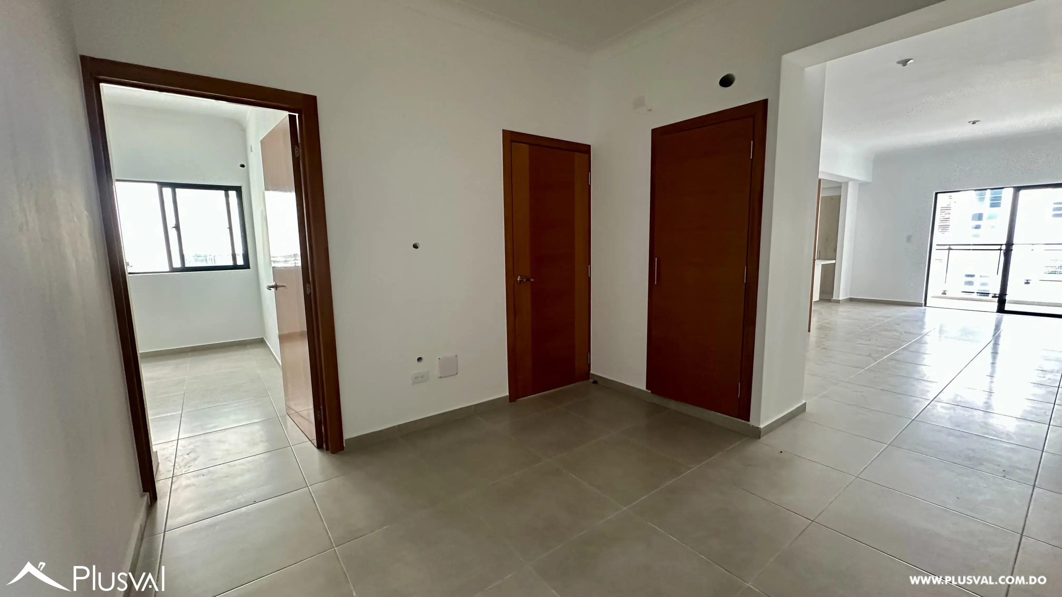 Apartamento en alquiler en Evaristo Morales 511892