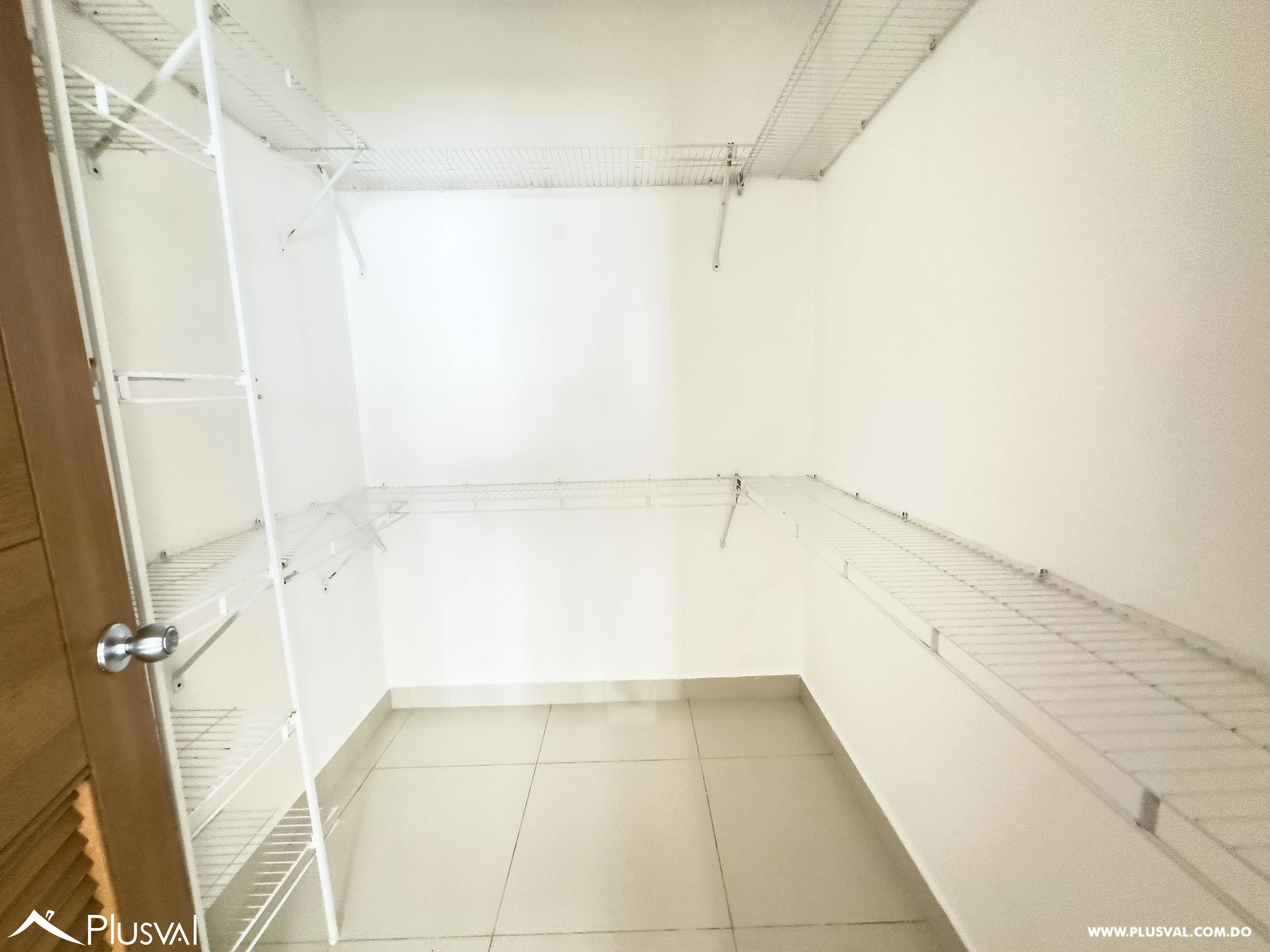 Apartamento en alquiler de 2 habitaciones con linea blanca 483543