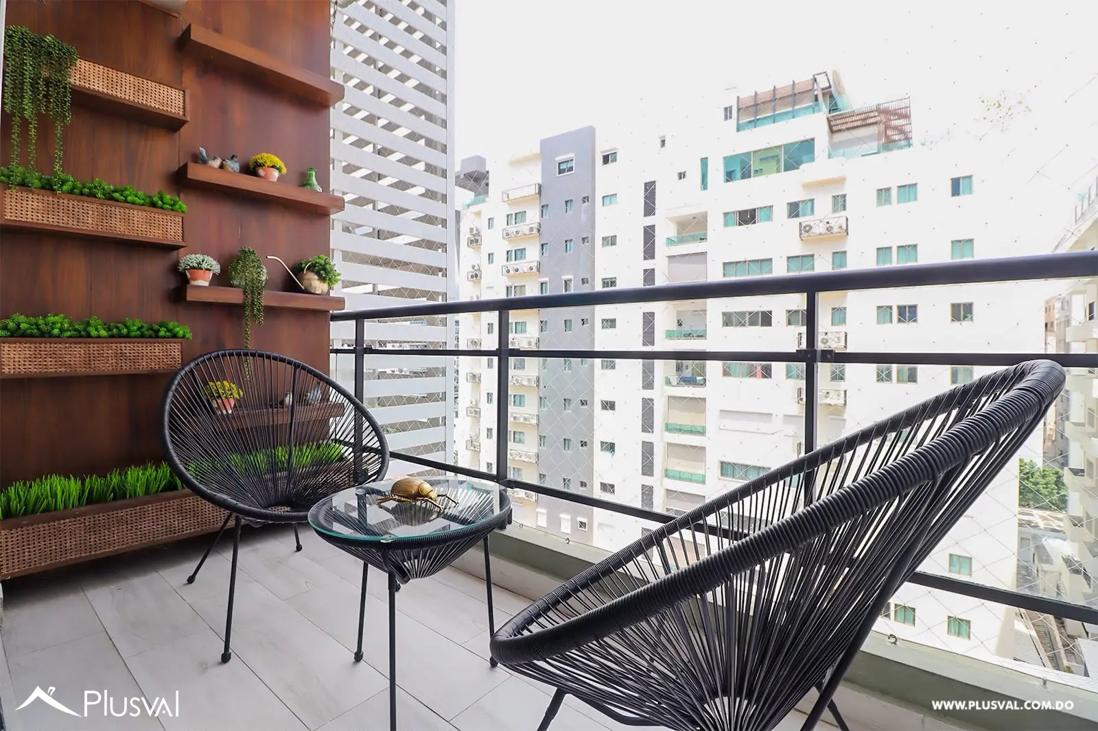 Venta de apartamento en moderna torre de Evaristo Morales 535873