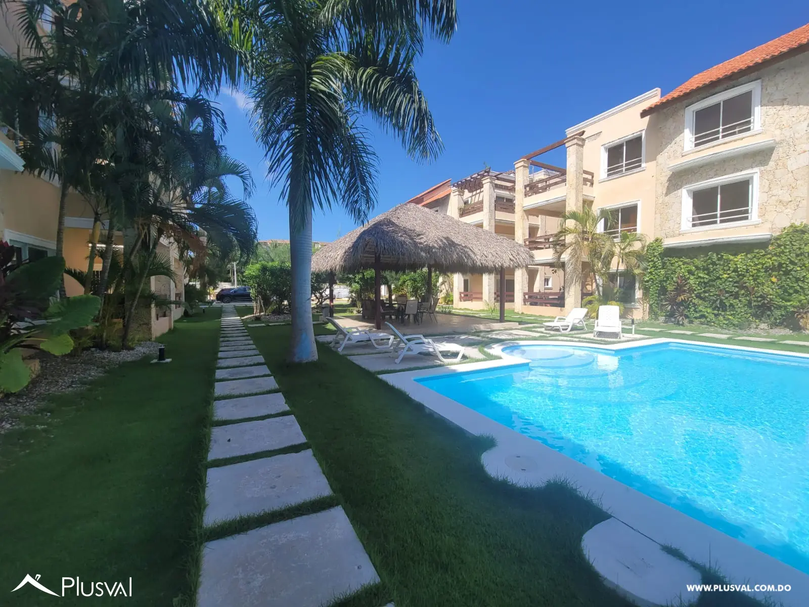 AMPLIO APARTAMENTO EN VENTA EN RESIDENCIAL CERRADO, CON PISCINA Y CON VISTA Y ACCESO DIRECTO A PLAYA BIBIJAGUA, 474086