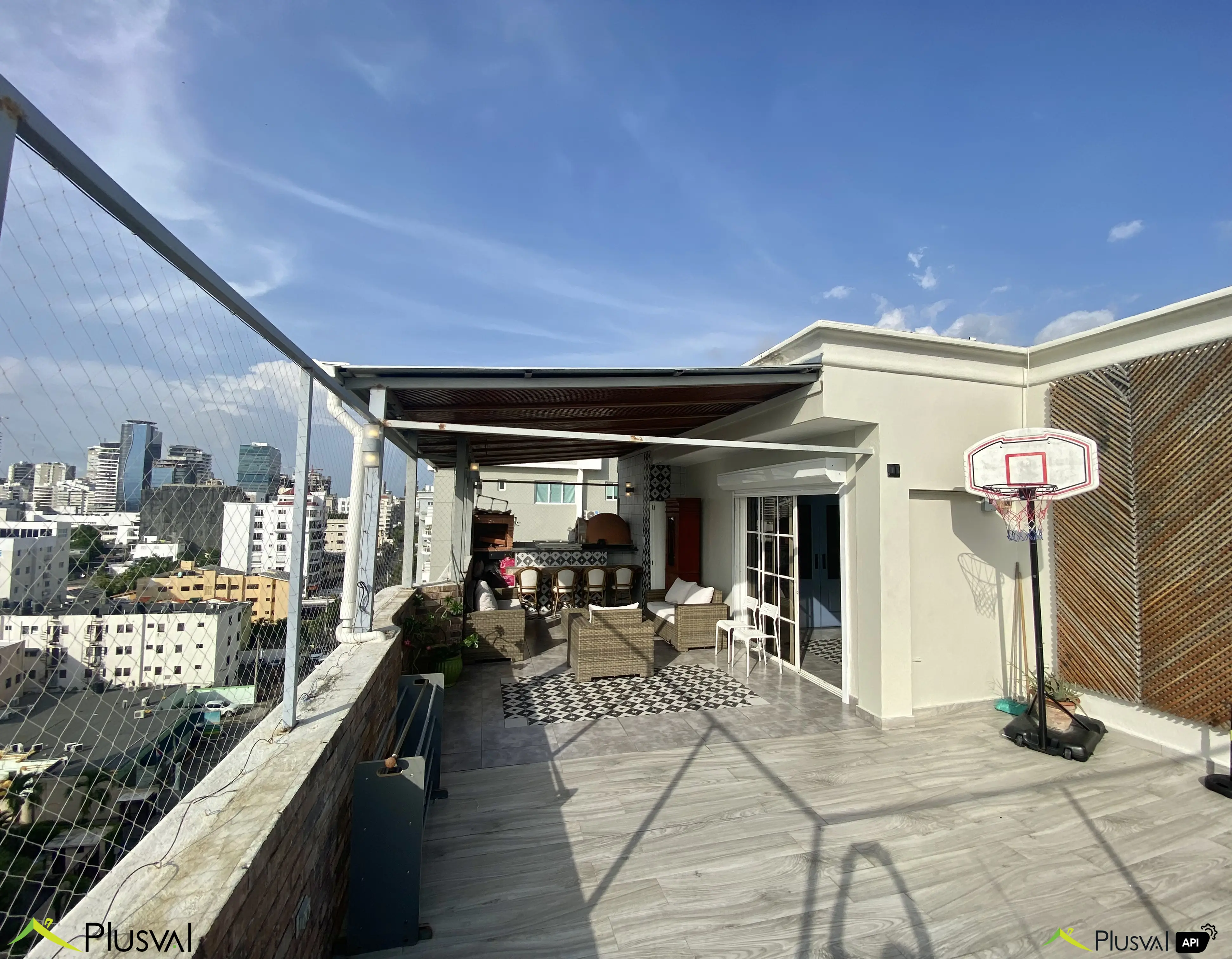 Vendo Excelente Apartamento Clásico en Evaristo Morales 450494
