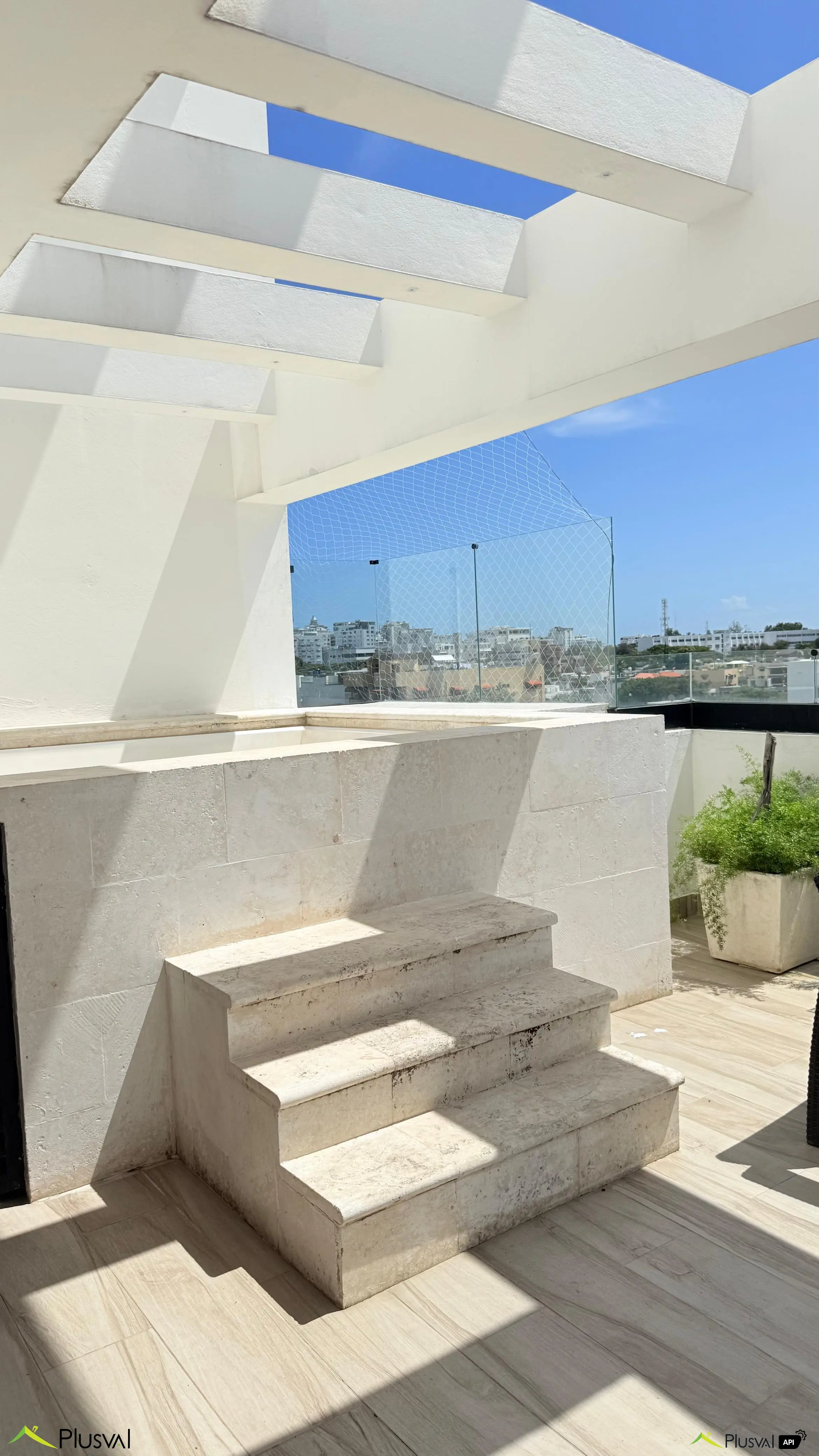 Venta de excelente apartamento en Los Restauradores 450851