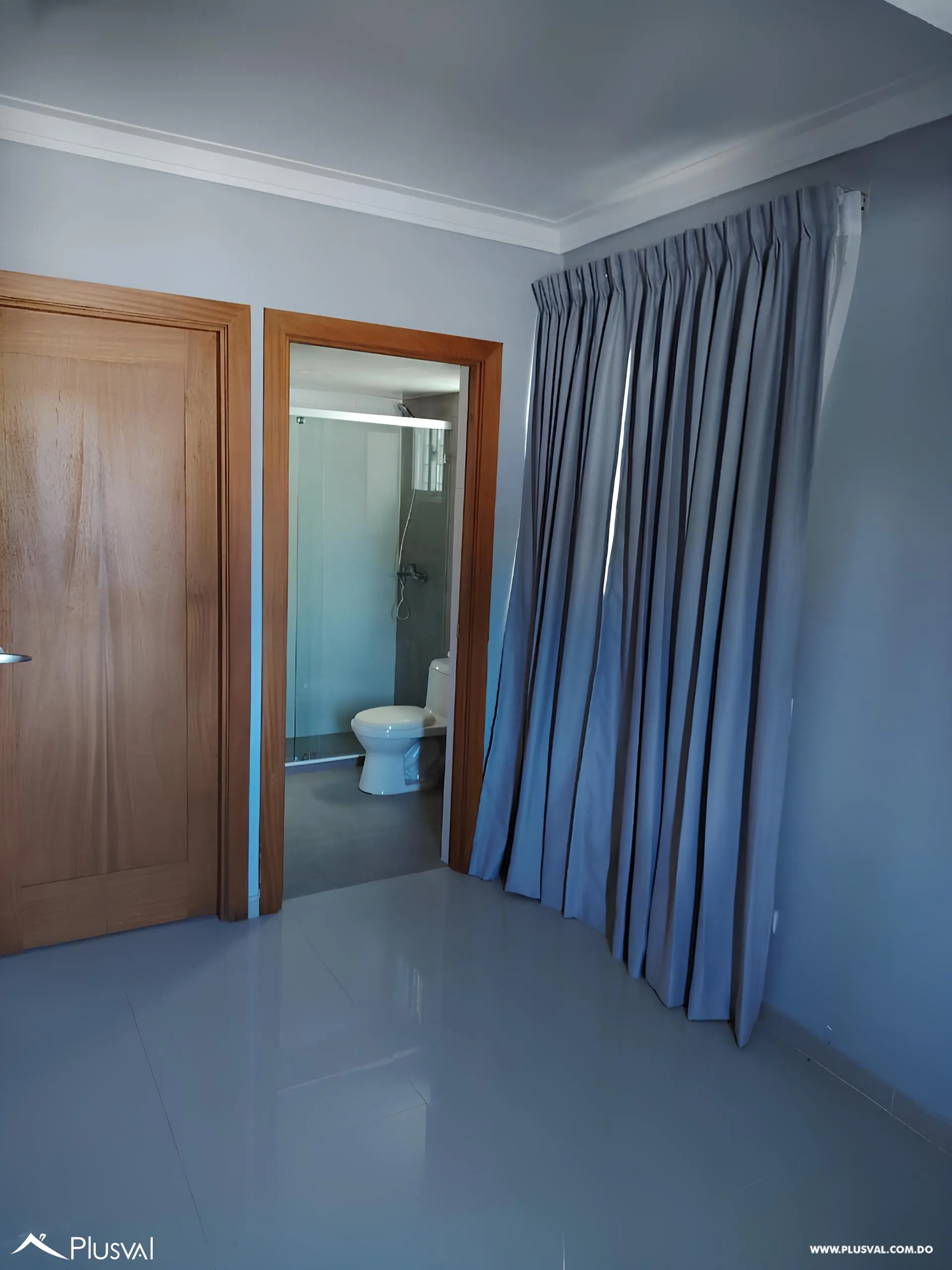 Apartamento en Alquiler   de  3 habitaciones en Viejo Arroyo Hondo 480633