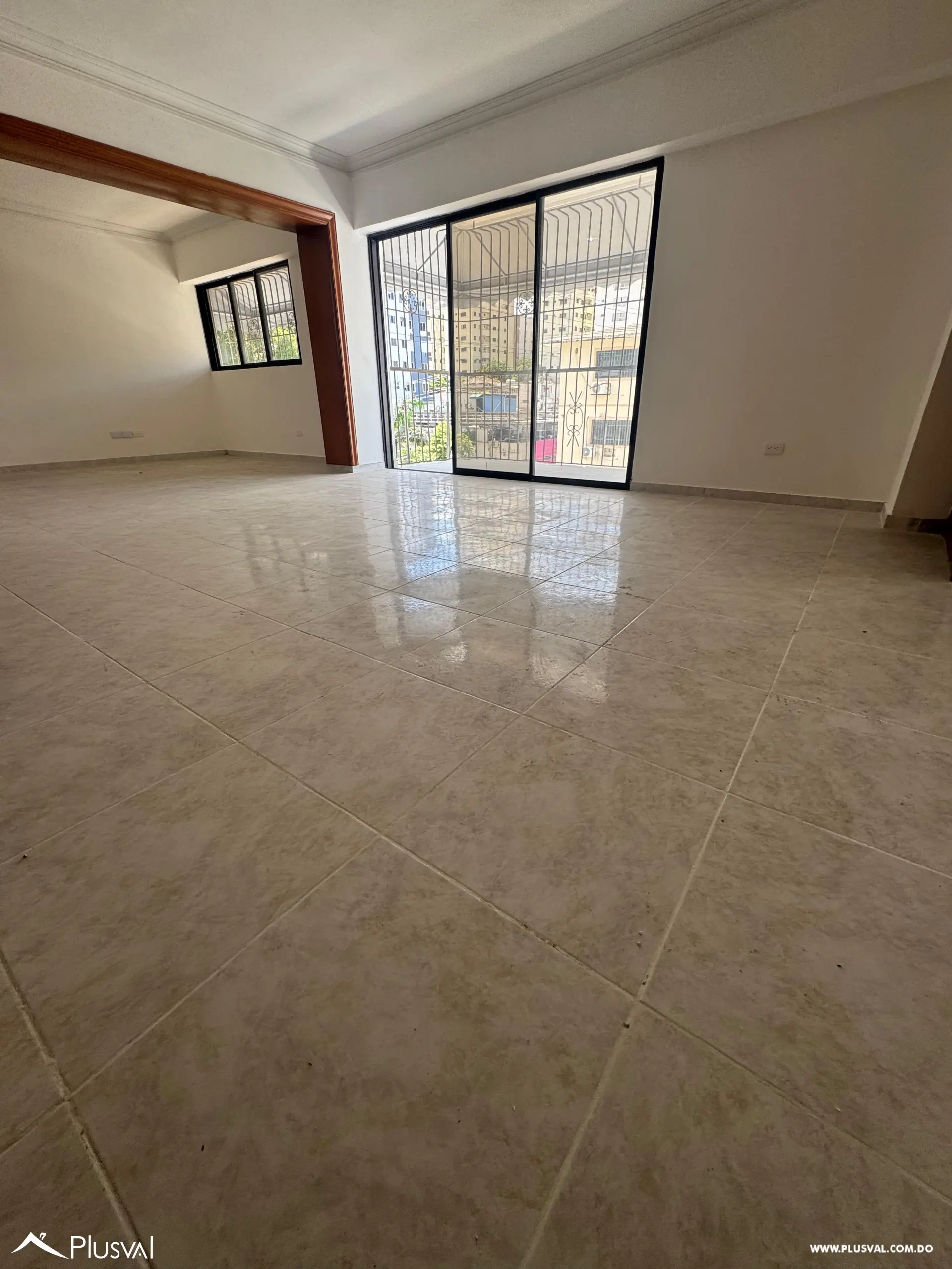 Venta de apartamento clasico en Paraíso 461396