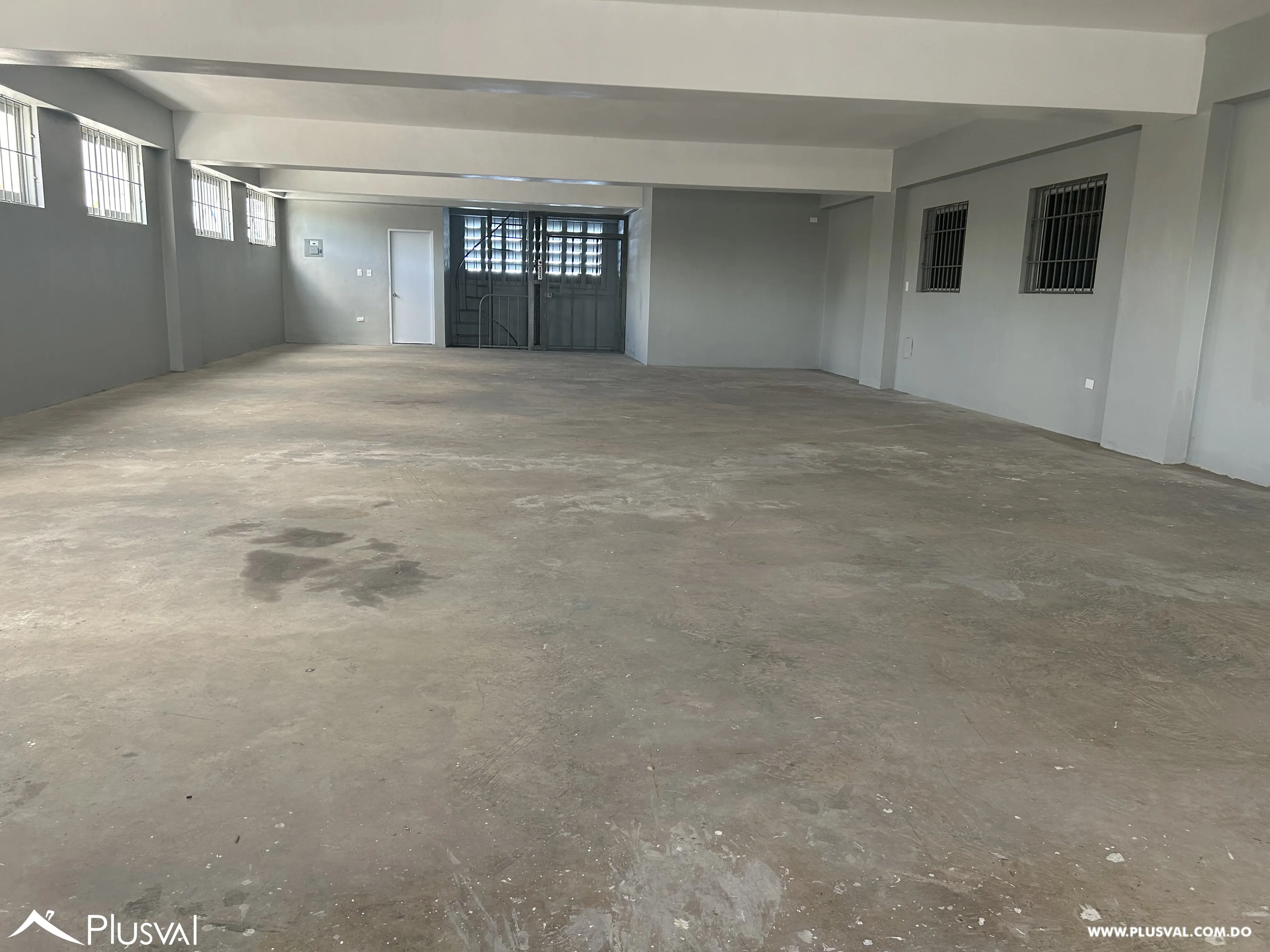 Excelente Edificio Comercial En Alquiler 460213