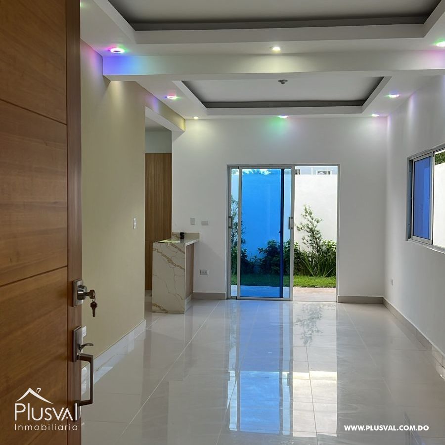 Casa exclusiva y de lujo de dos niveles en Brisa Oriental 415366