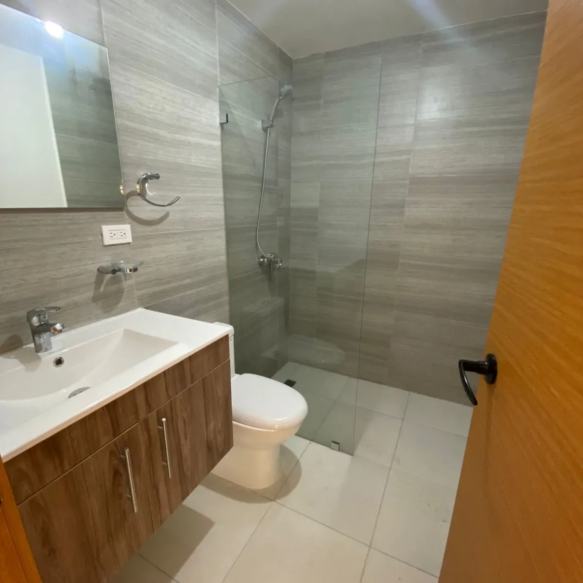 Apartamento listo nuevo a estrenar en Gazcue en venta 440895