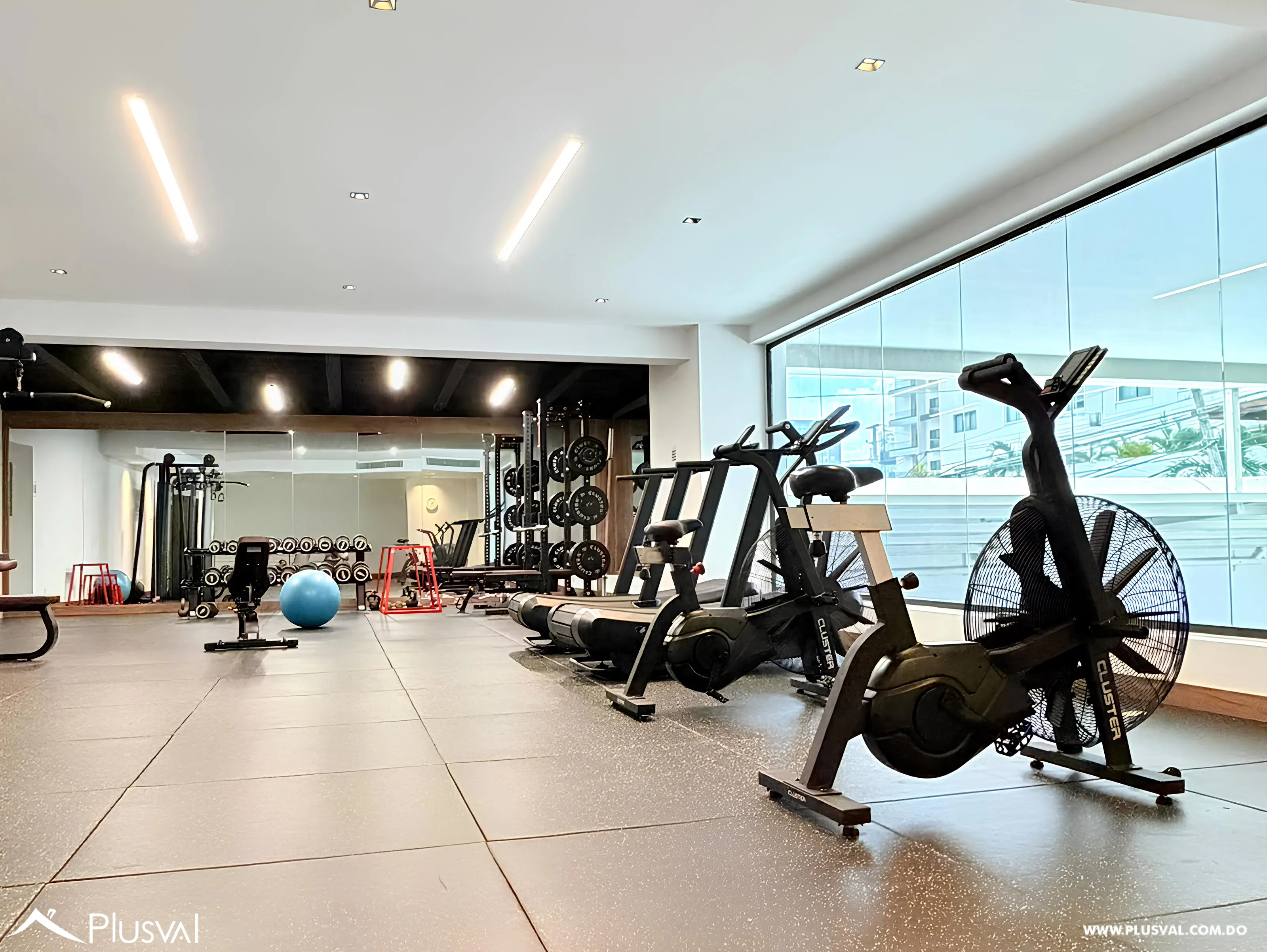 Apartamento piso alto con LB completa 520835