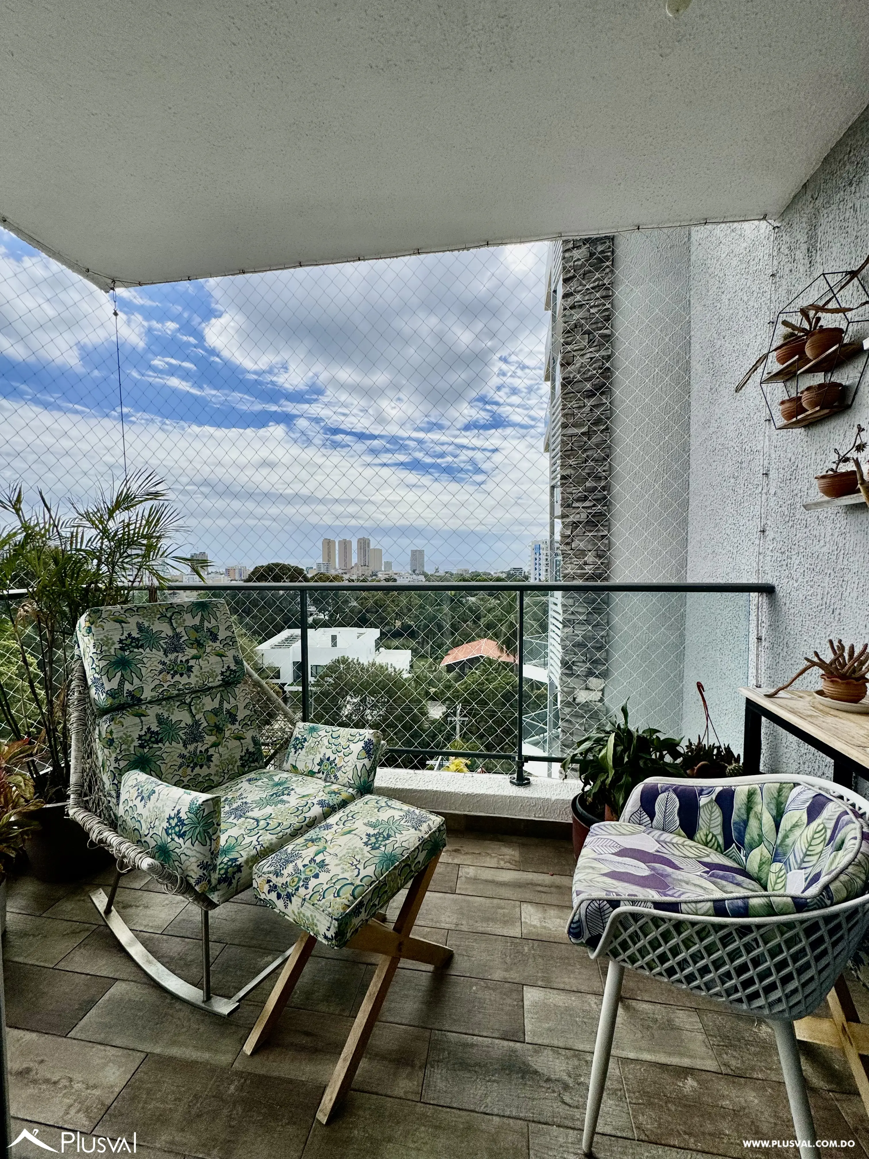 Vendo Maravilloso y Amplio Apartamento con Vista Mar en La Esperilla 490671