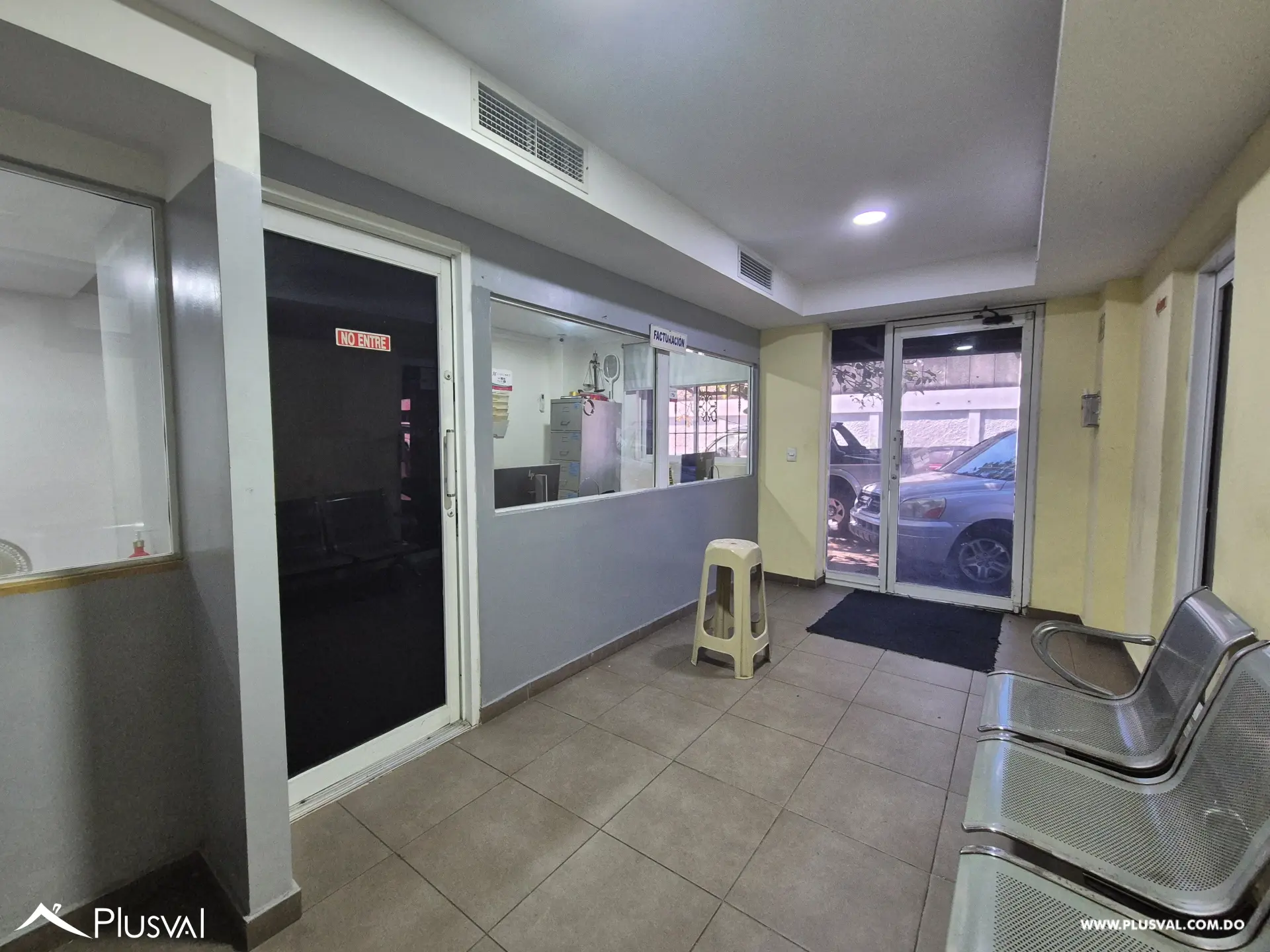 Edificio comercial en venta en Villa Juana 484122