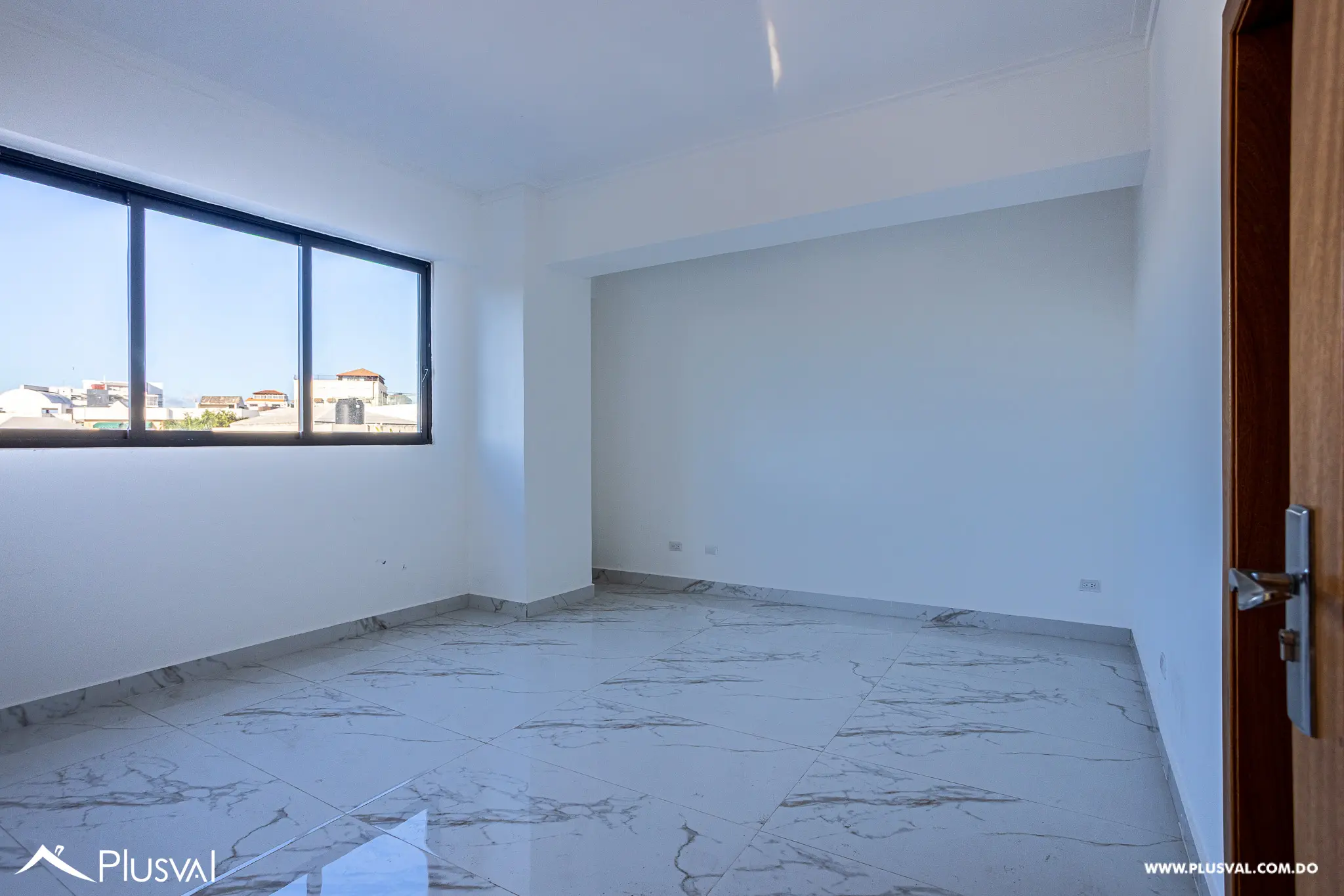 Vive en Los Cacicazgos: Apartamento de 2 Habitaciones con Área Social y 2 Parqueos 480769