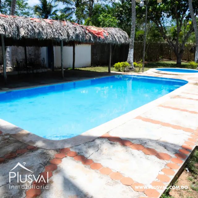 Amplia Villa en Juan Dolio 404008