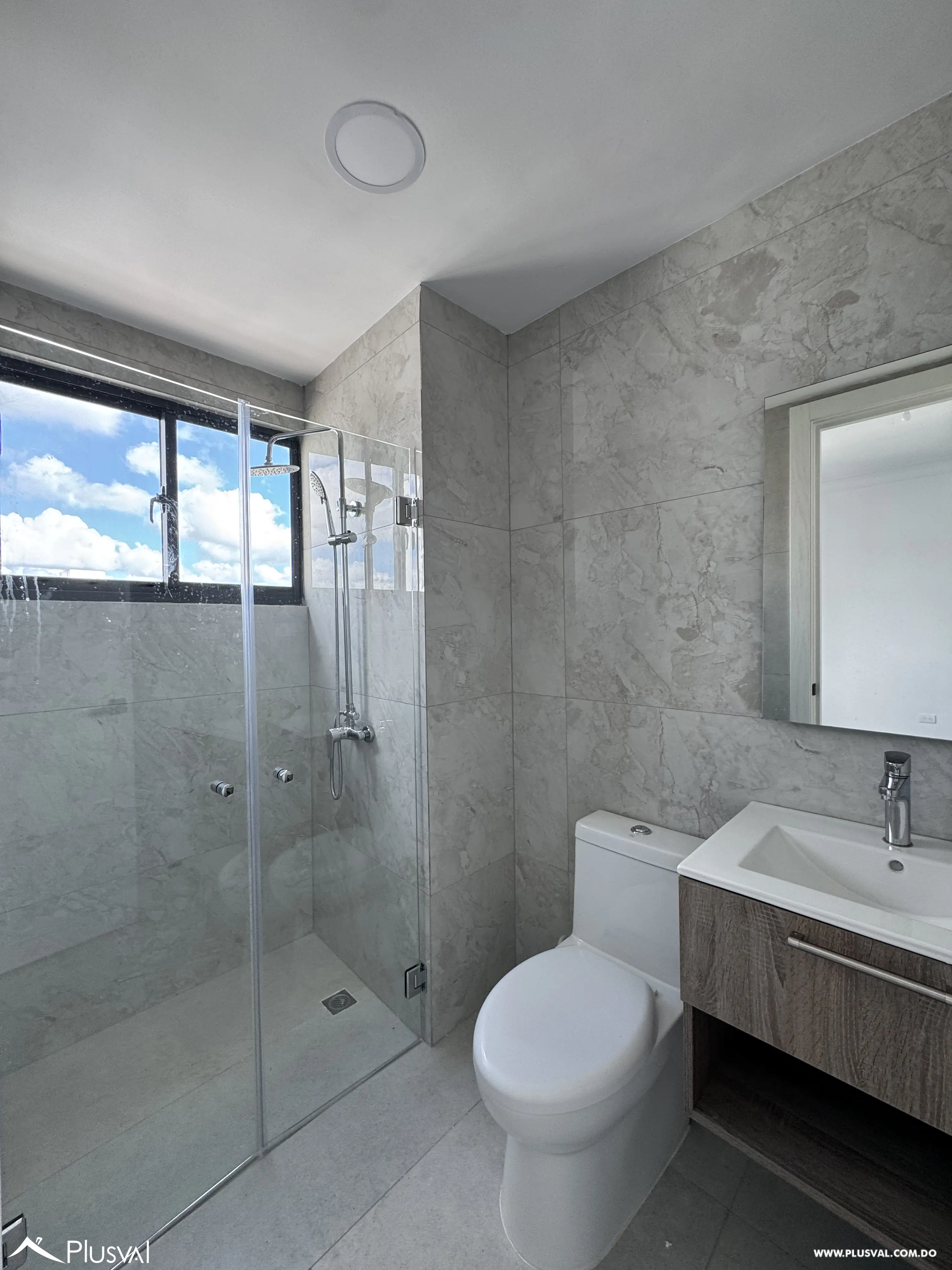 Alquilo Apto en una de las Zonas mas Exclusivas de Evaristo Morales 496419