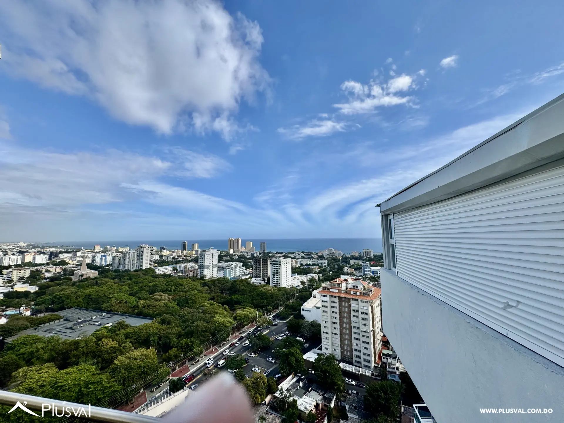 Vendo Amplio y Maravilloso Apartamento PH,  en una de las Zonas mas Exclusivas de La Esperilla 490661