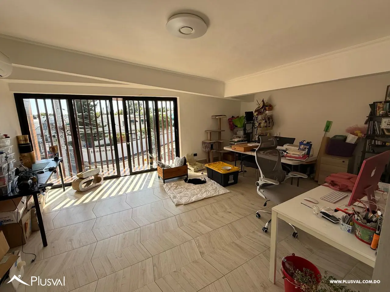 Casa Inteligente con Paneles Solares, Tesla Powerwall y Piscina en Las Praderas 487990