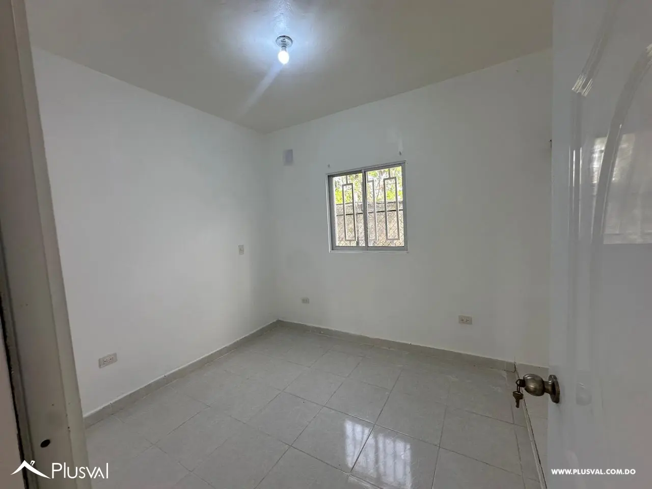 CASA EN ALQUILER RESIDENCIAL LAS GAVIOTAS / BAVARO 525999
