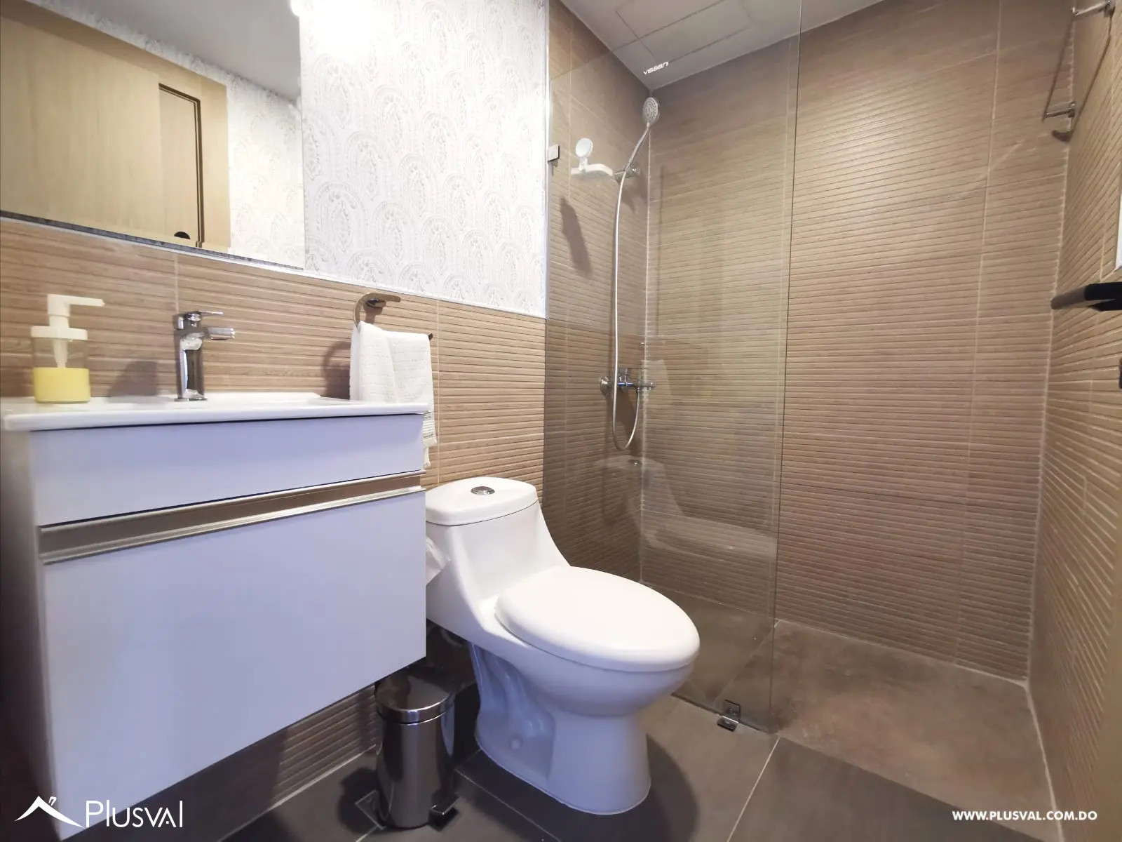 Excelente apartamento en venta en piso alto en Naco 461014
