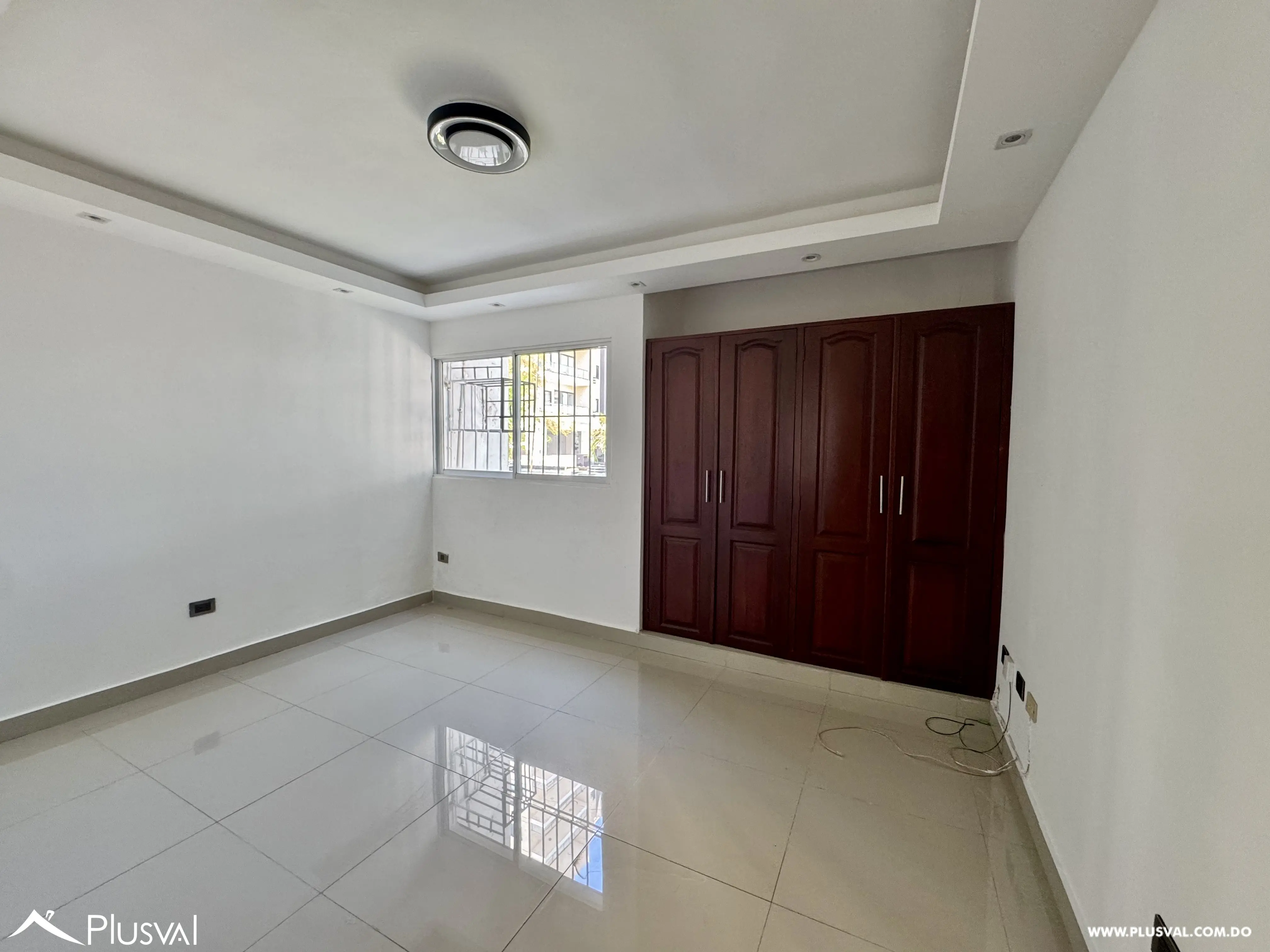 Alquilo Maravilloso Apto Remosado en Excelente Zona de Evaristo  Morales 503287