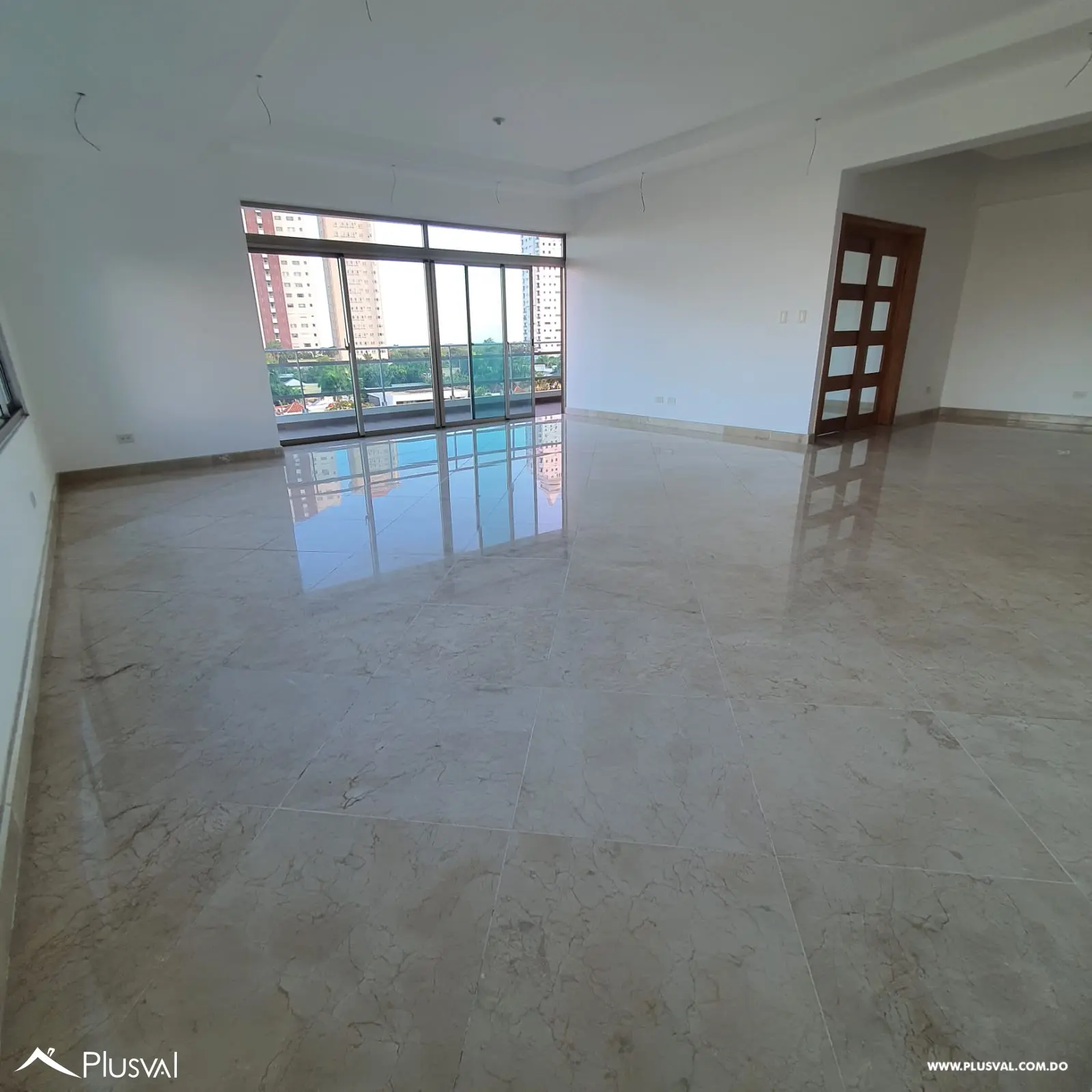 Alquiler de fino apartamento en Cacicazgos 459040